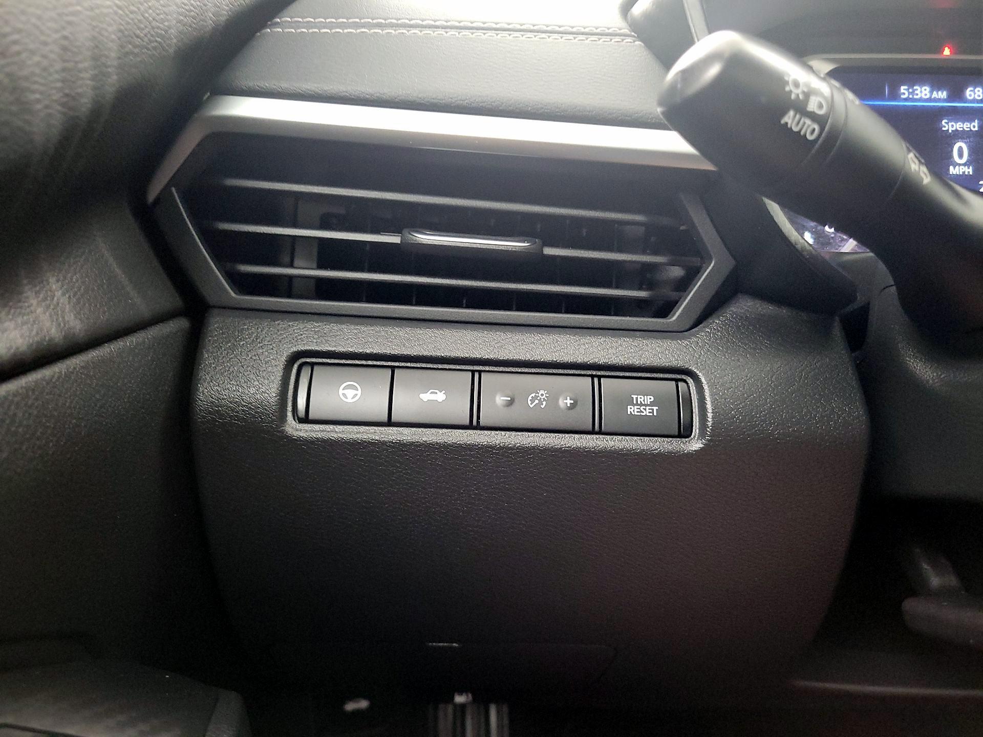 Thumbnail: 2019 Nissan Altima - 13