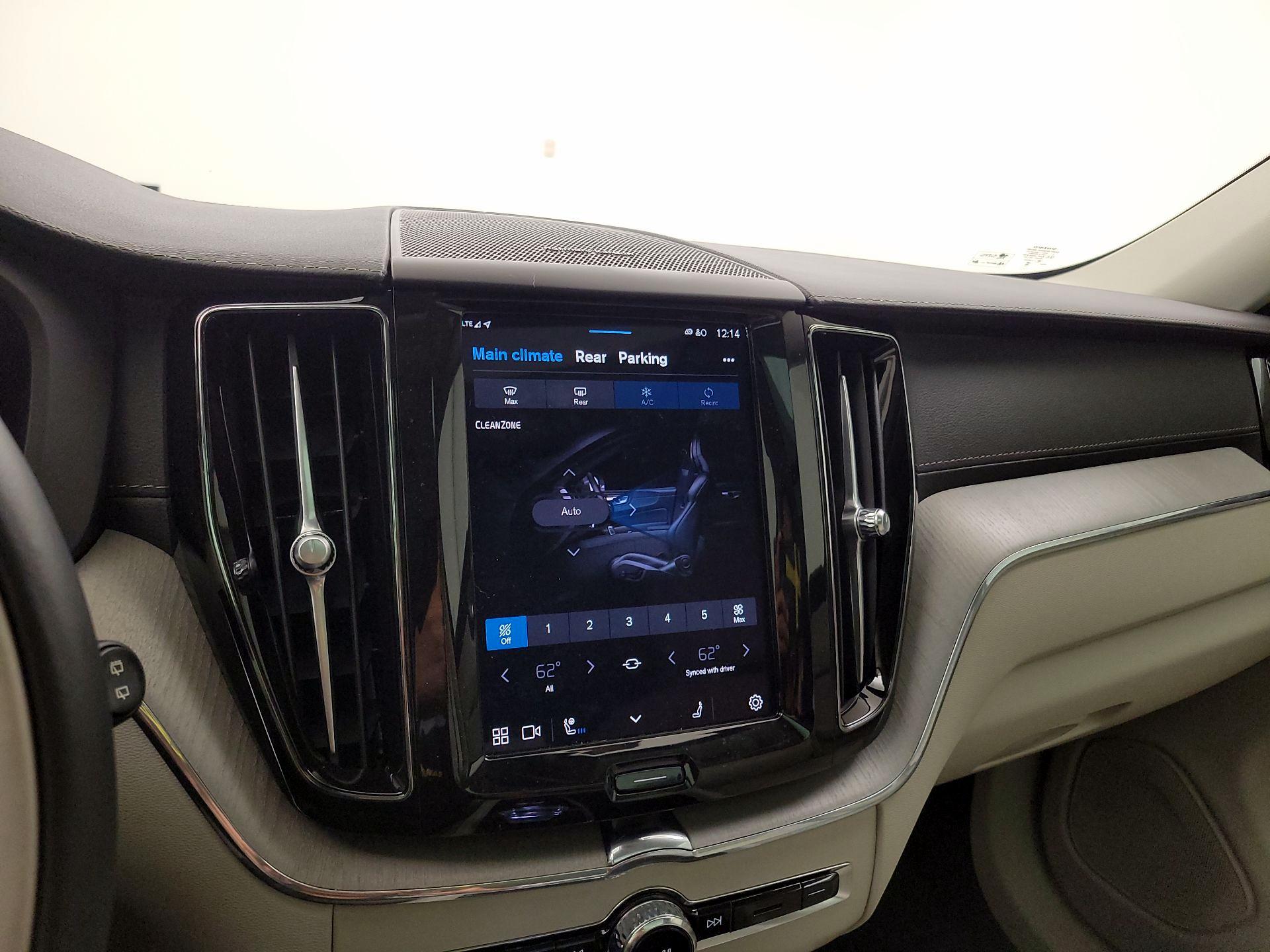 Thumbnail: 2024 Volvo XC60 - 17