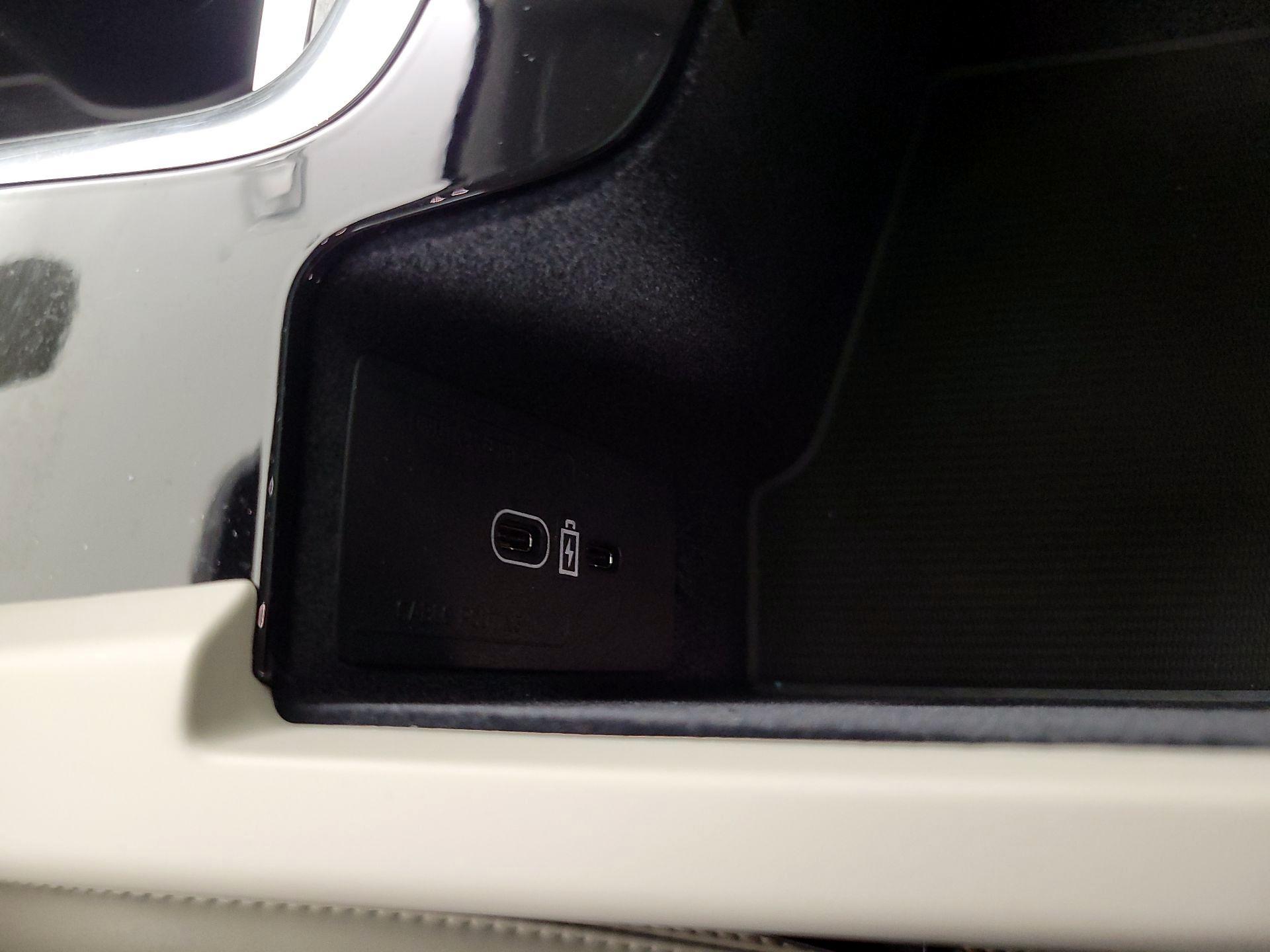 Thumbnail: 2024 Volvo XC60 - 19