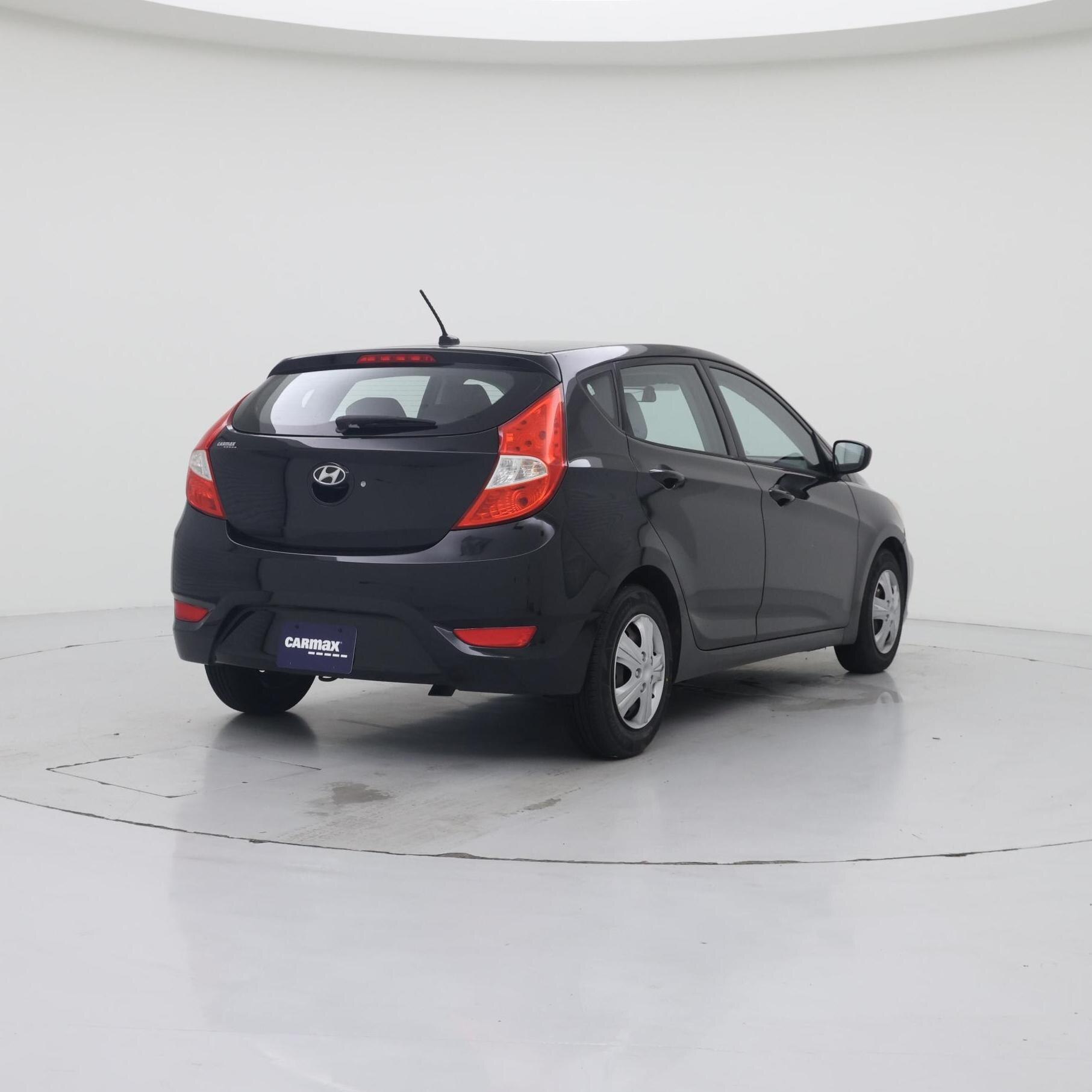 Thumbnail: 2016 Hyundai Accent - 8