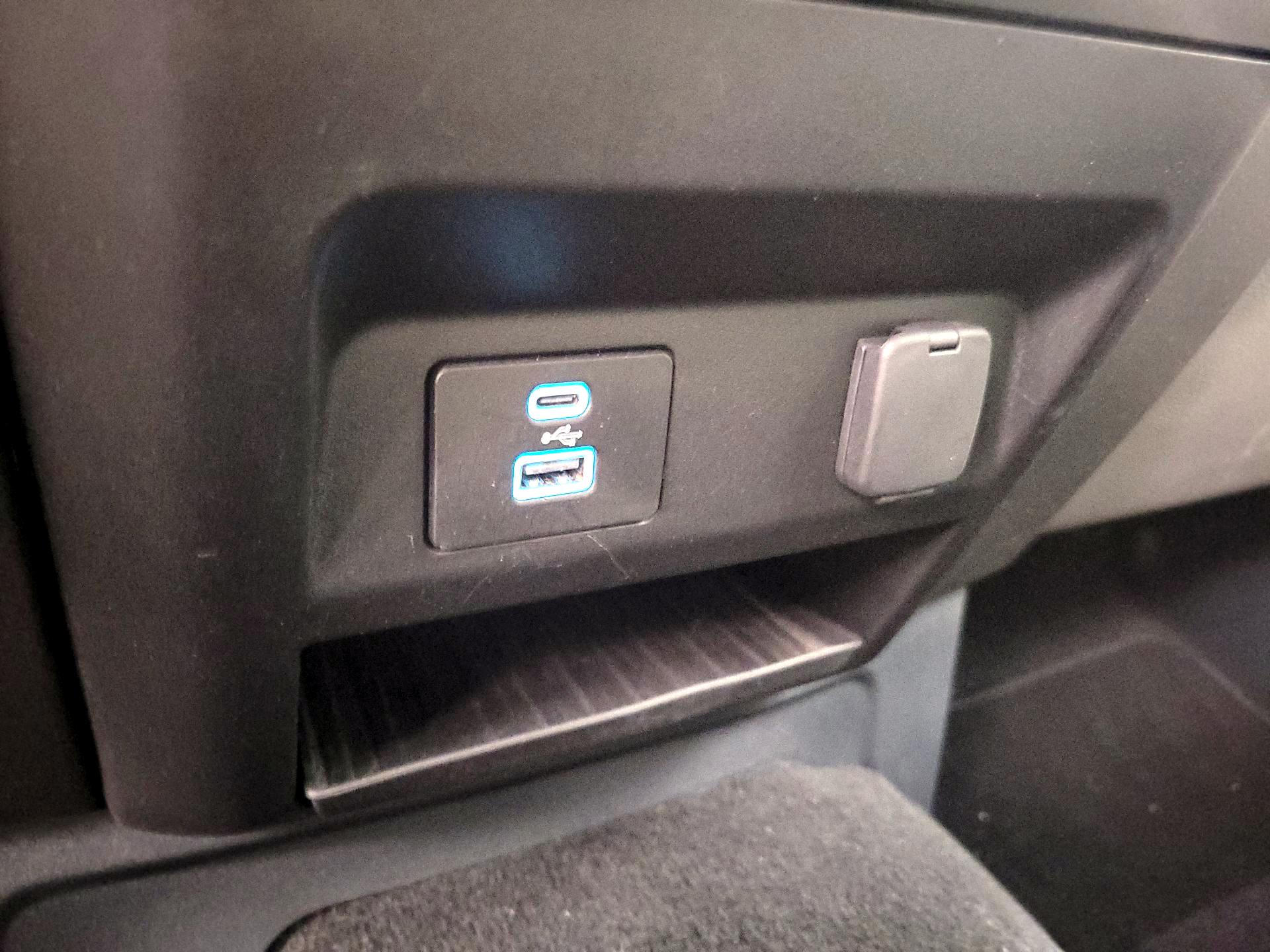 Thumbnail: 2022 Ford F-250 - 18