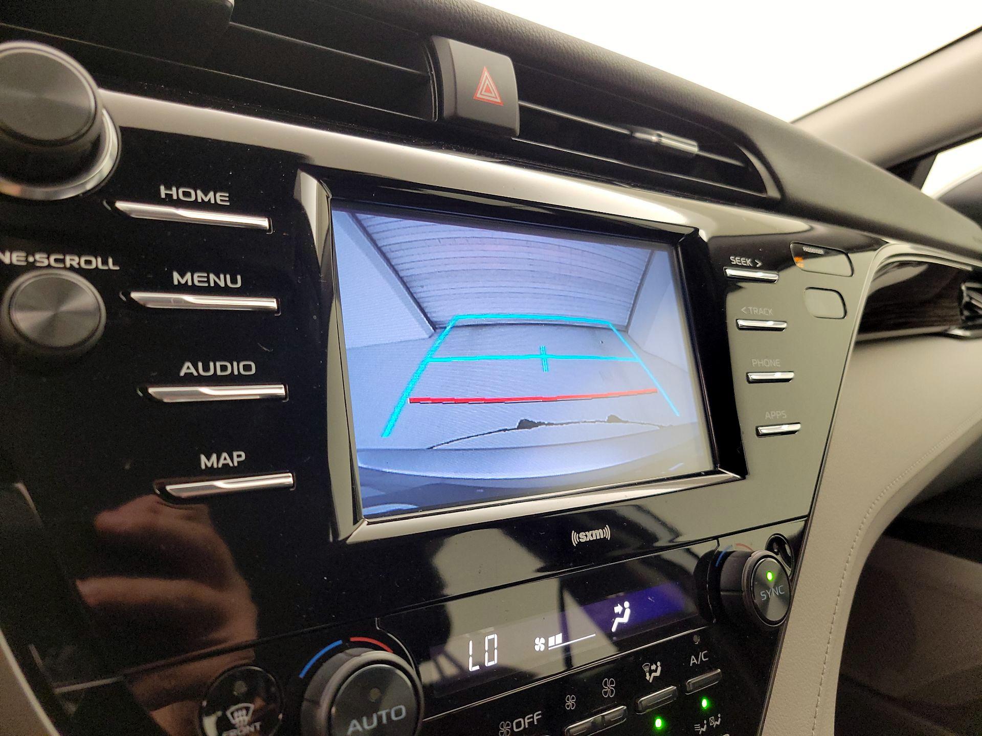 Thumbnail: 2020 Toyota Camry - 14