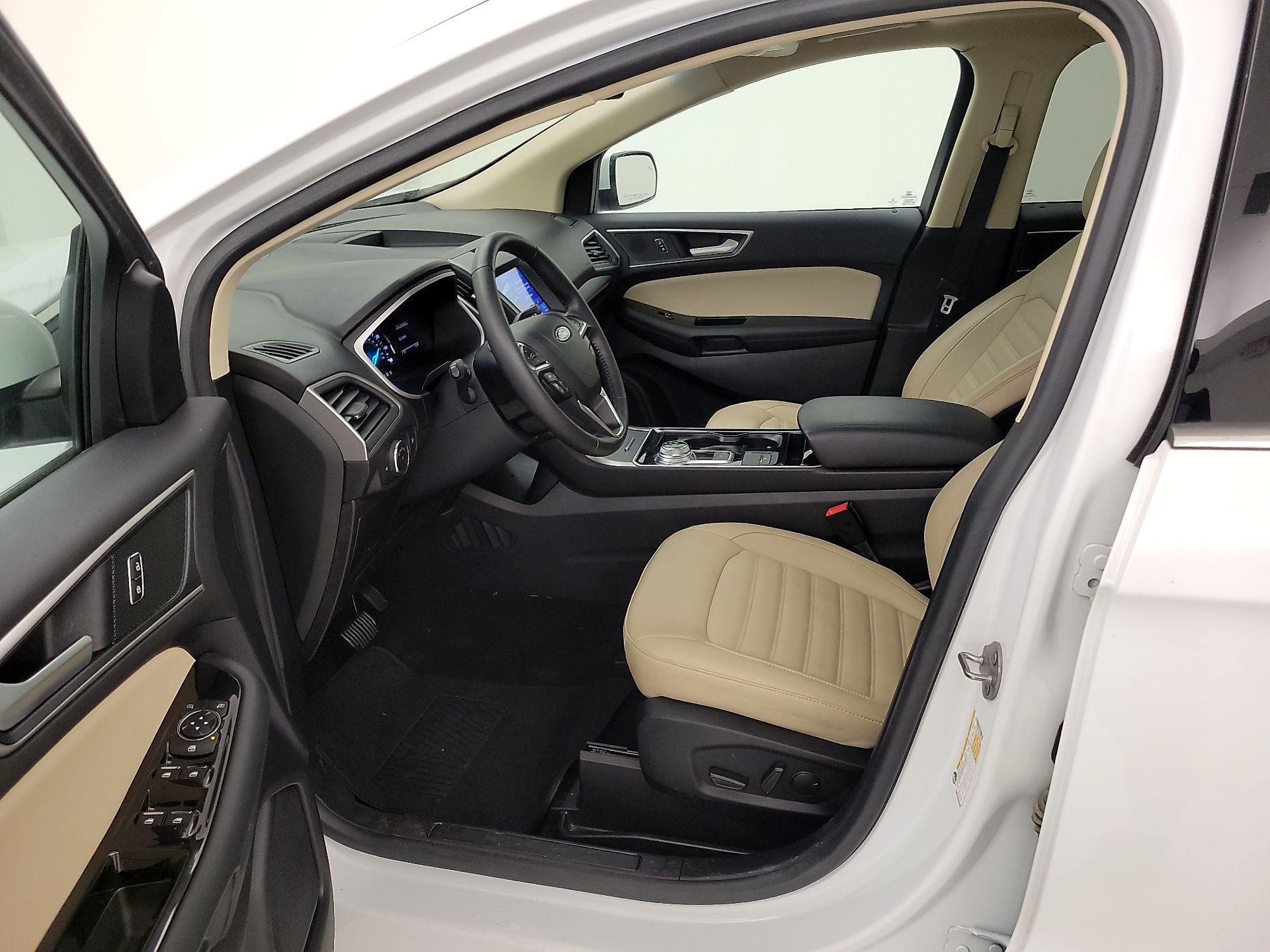 Thumbnail: 2020 Ford Edge - 11