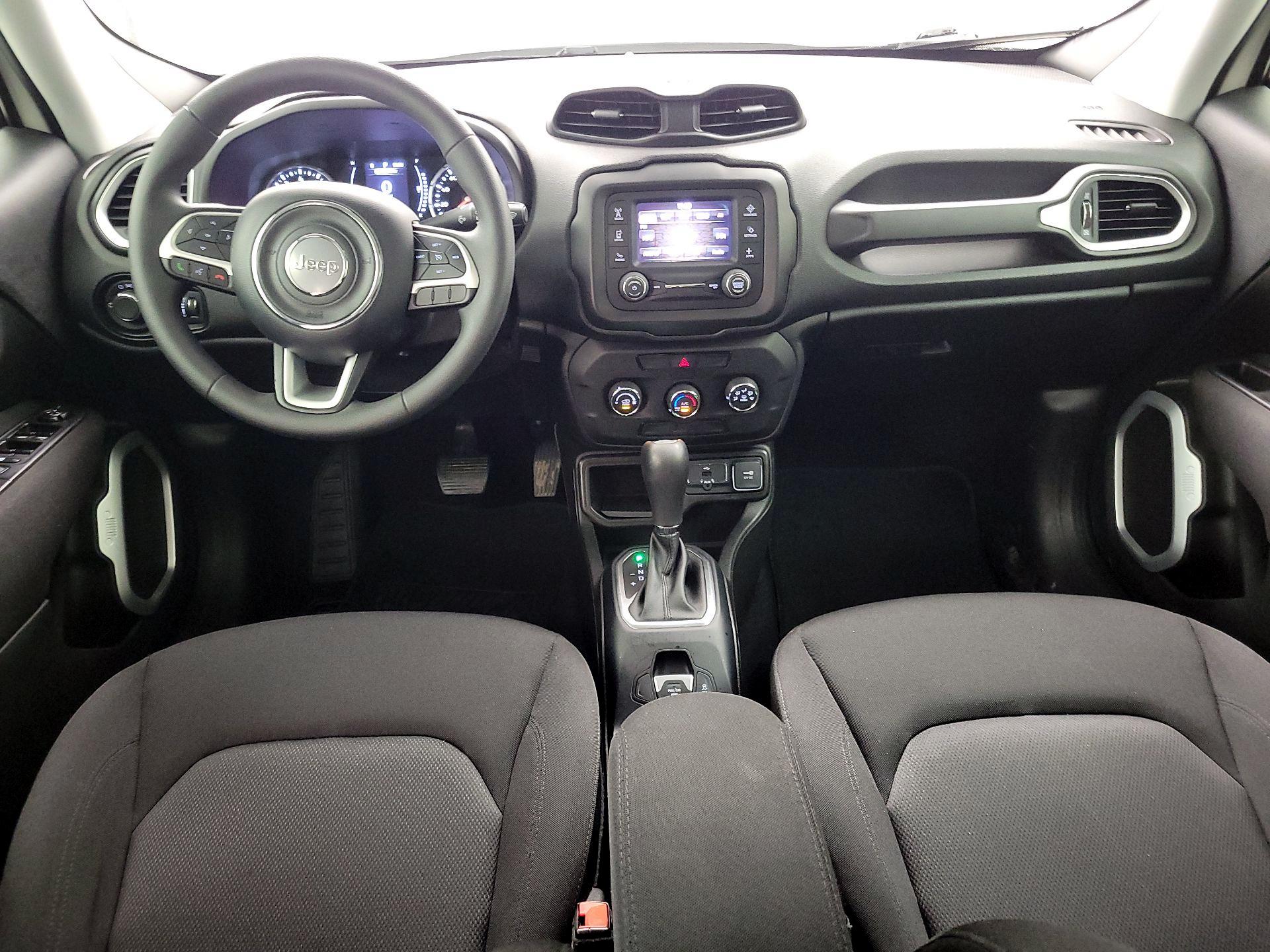 Thumbnail: 2020 Jeep Renegade - 9