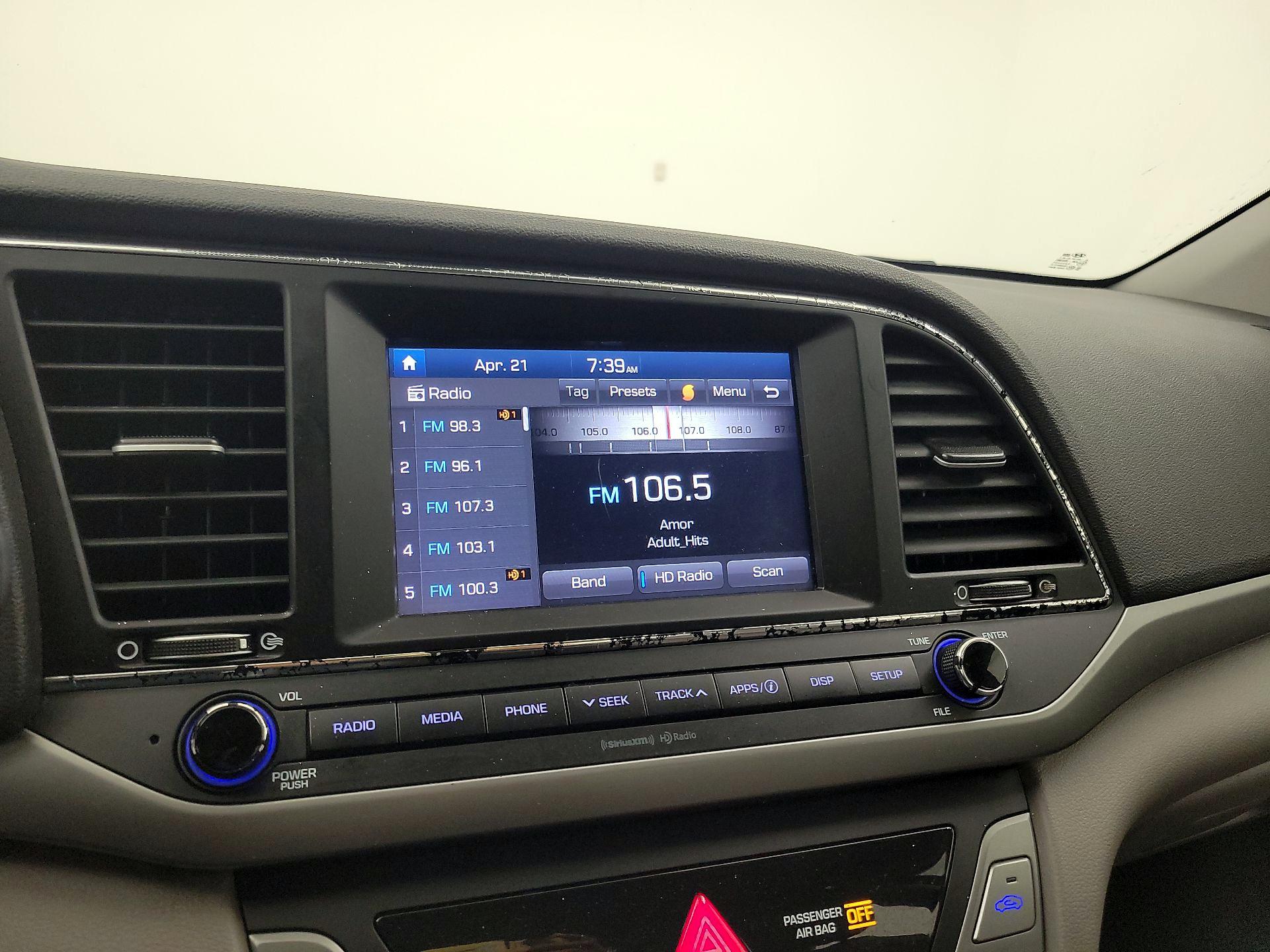 Thumbnail: 2017 Hyundai Elantra - 15