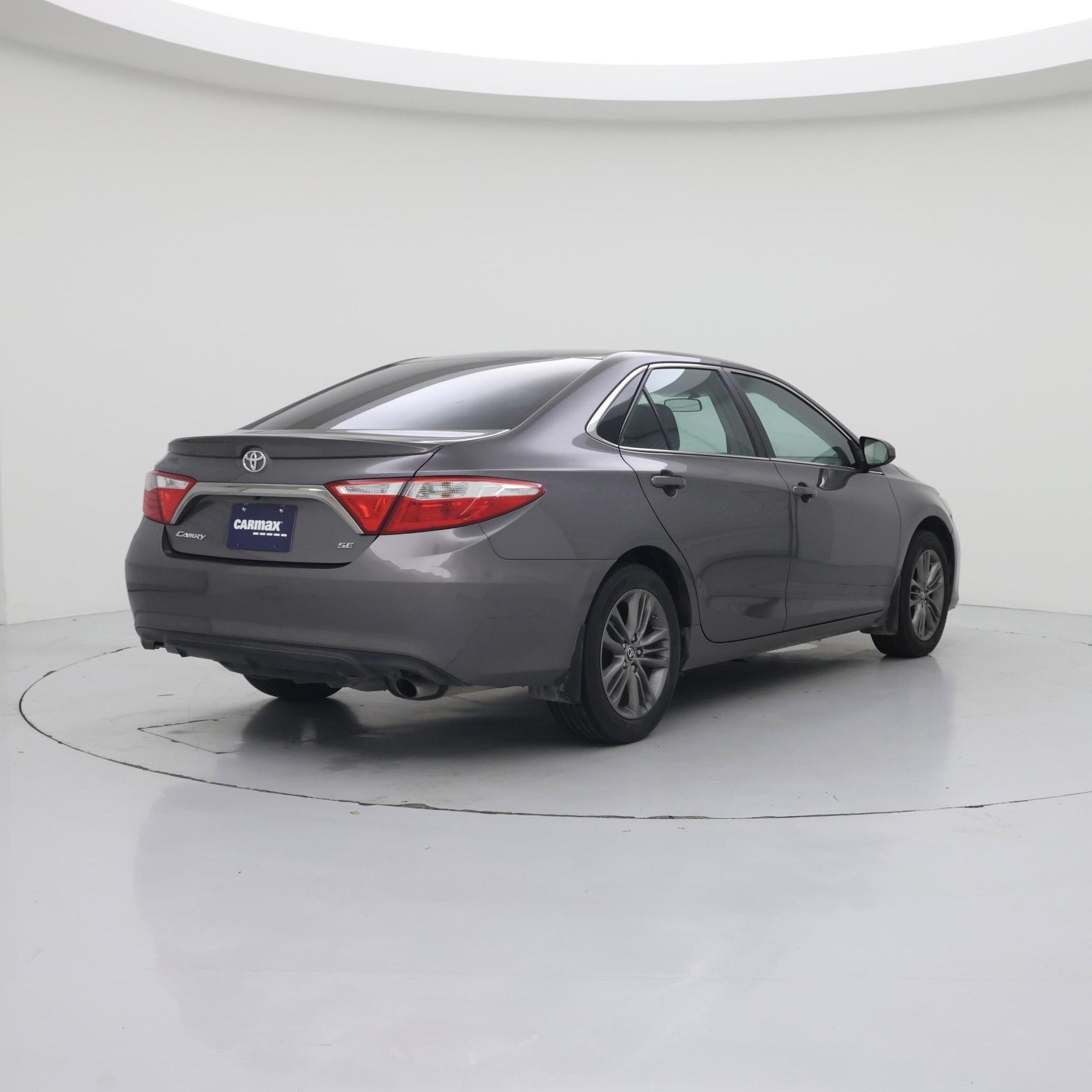 Thumbnail: 2015 Toyota Camry - 8