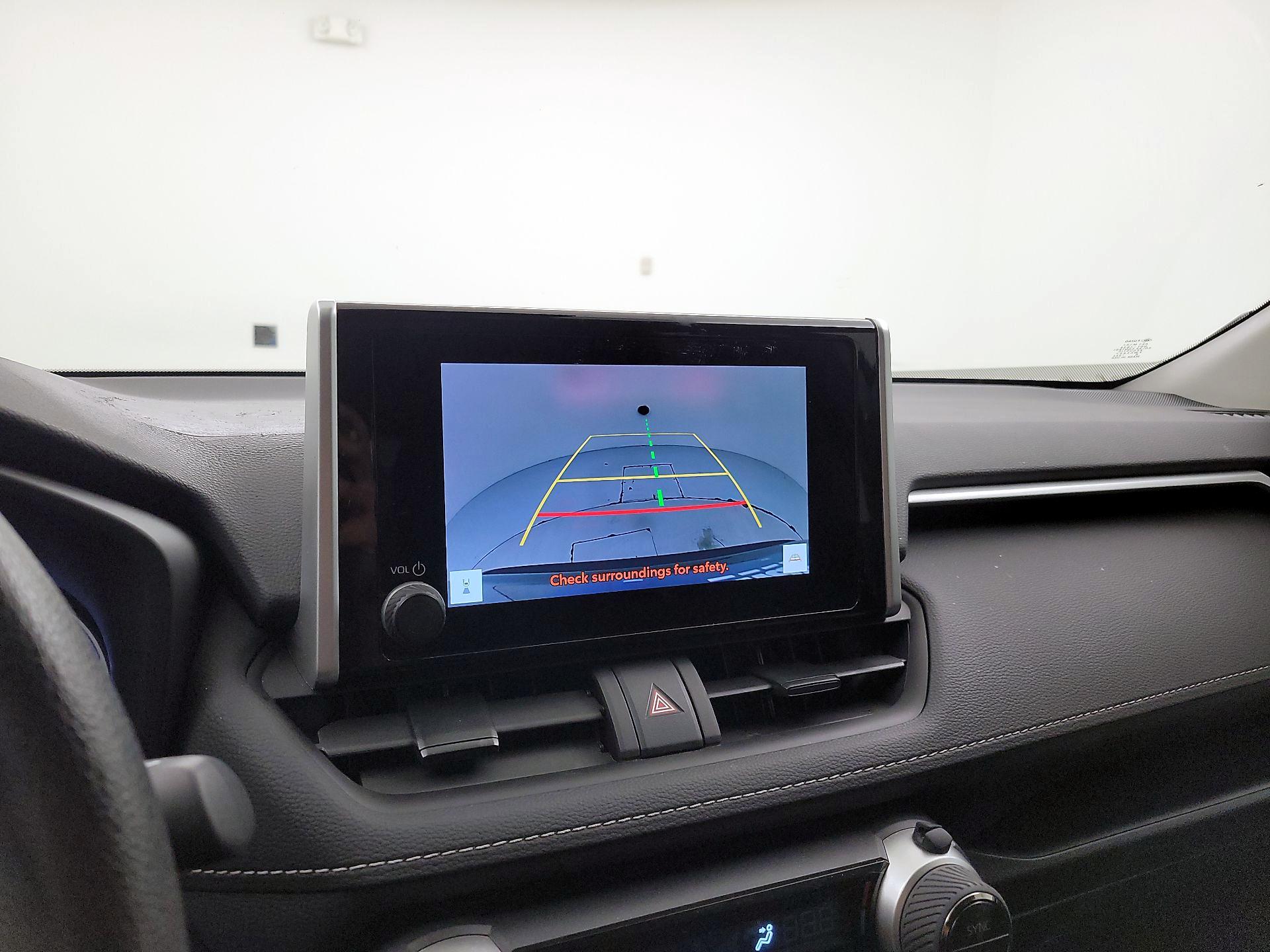 Thumbnail: 2025 Toyota RAV4 - 14