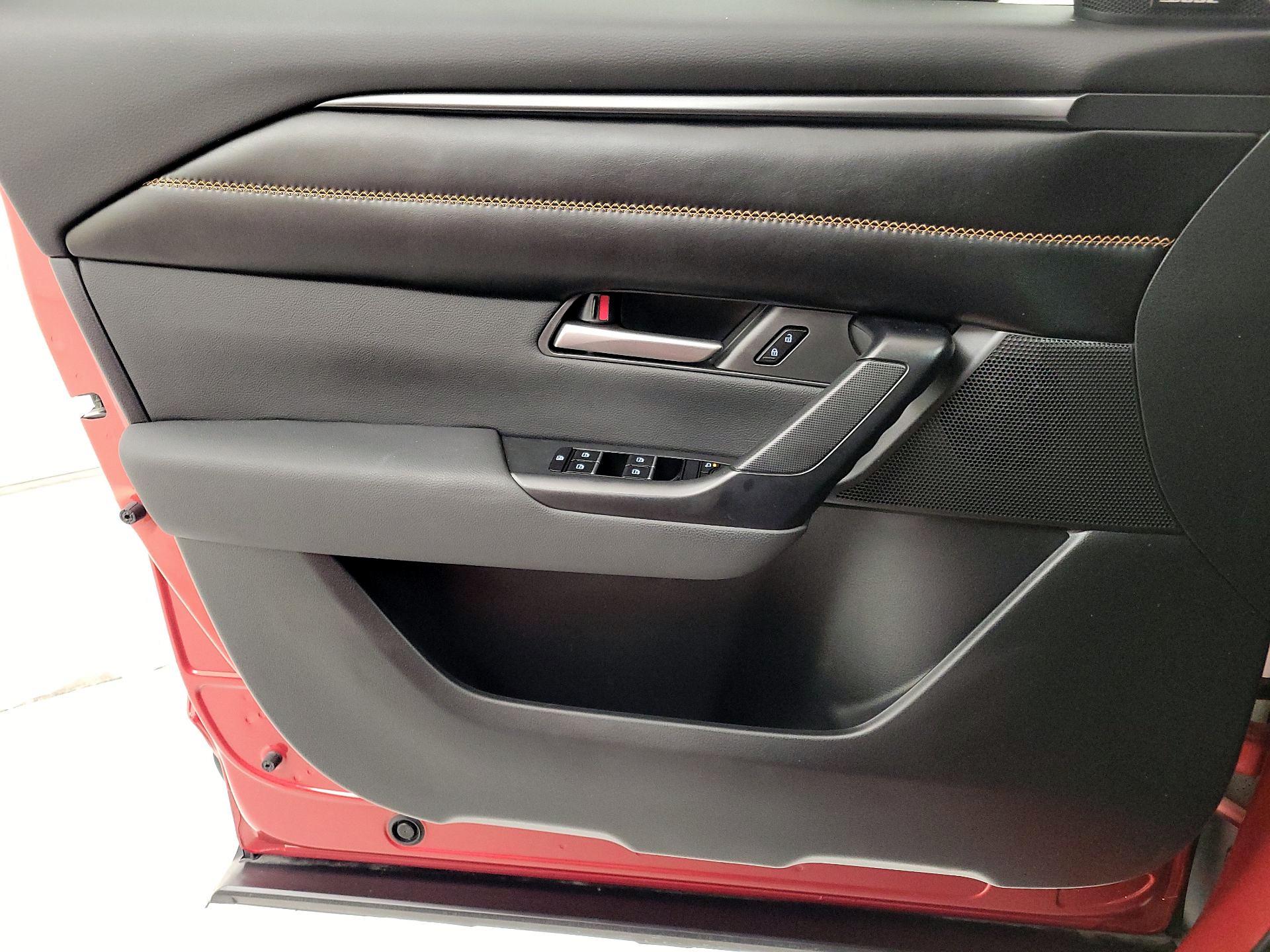 Thumbnail: 2025 Mazda CX-50 - 12