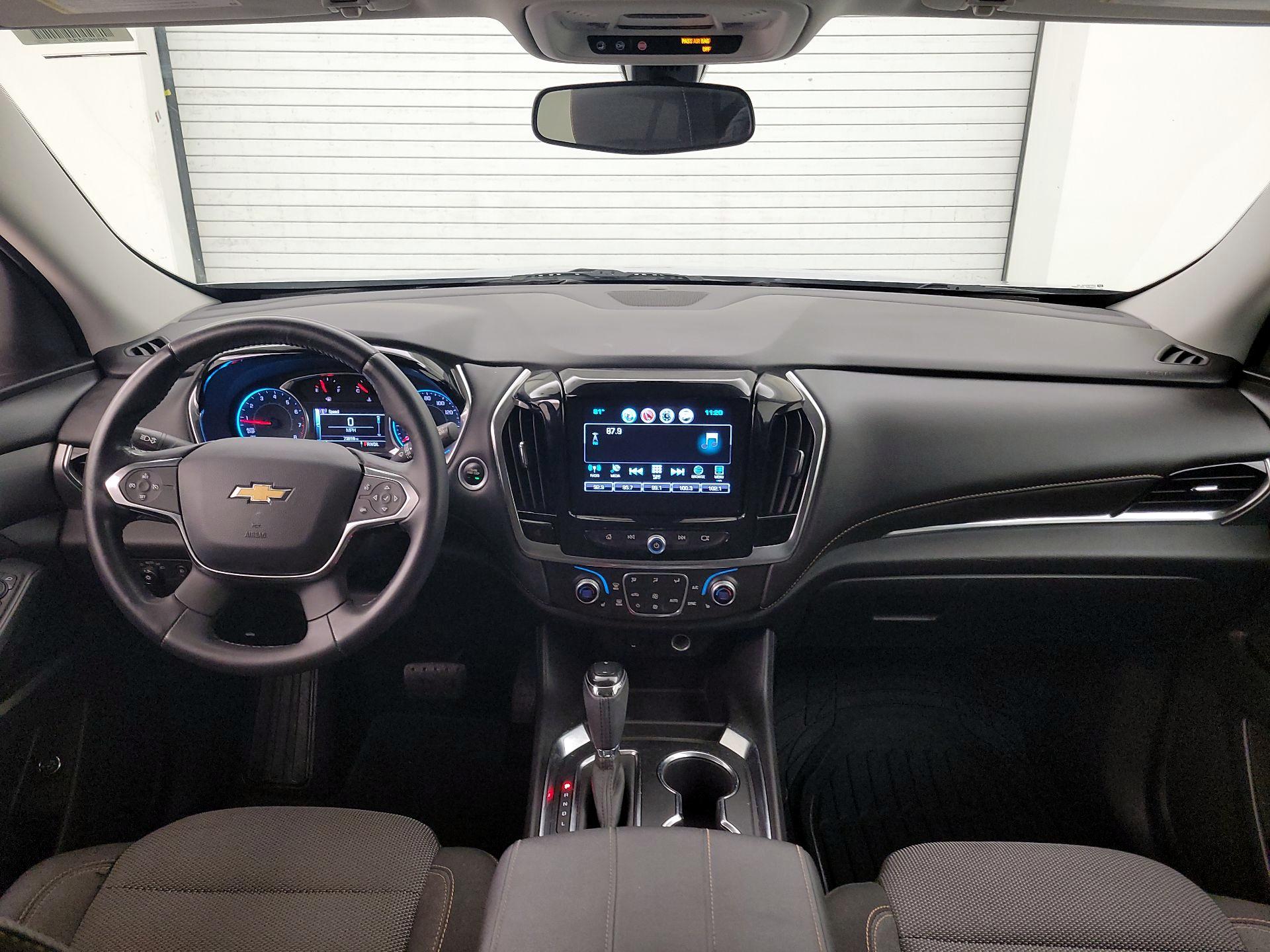 Thumbnail: 2018 Chevrolet Traverse - 9