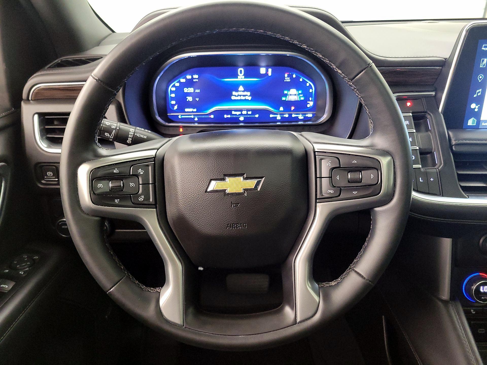 Thumbnail: 2023 Chevrolet Suburban - 10