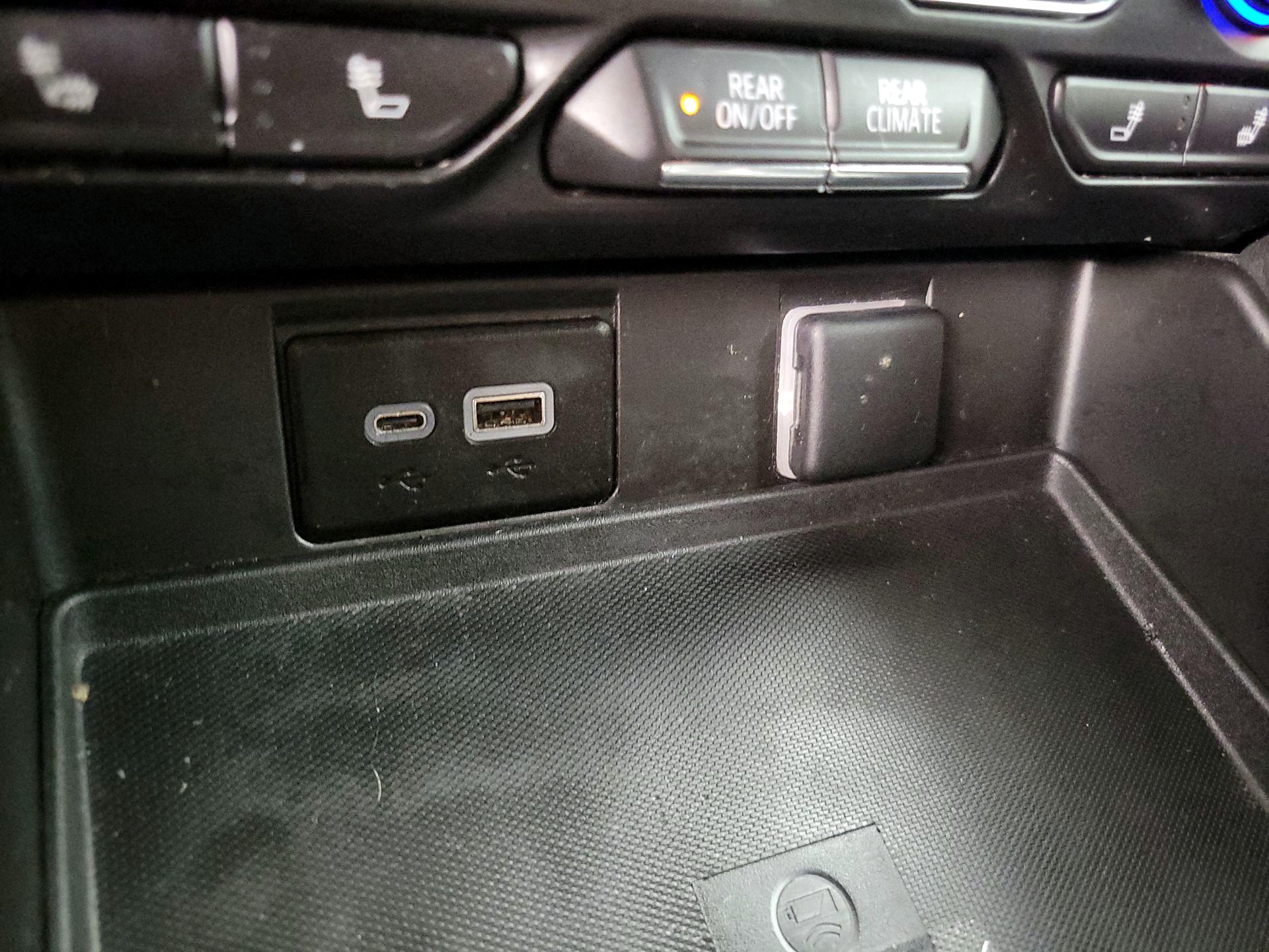 Thumbnail: 2023 Chevrolet Suburban - 19