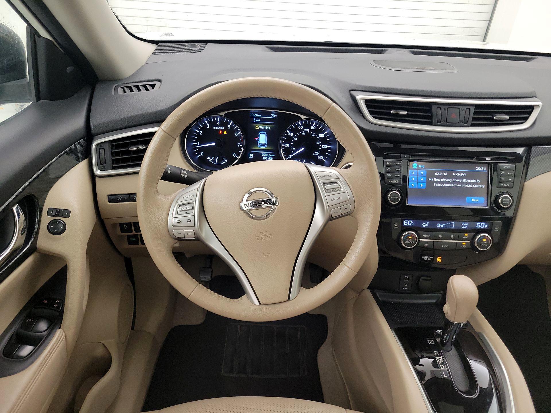 Thumbnail: 2015 Nissan Rogue - 10