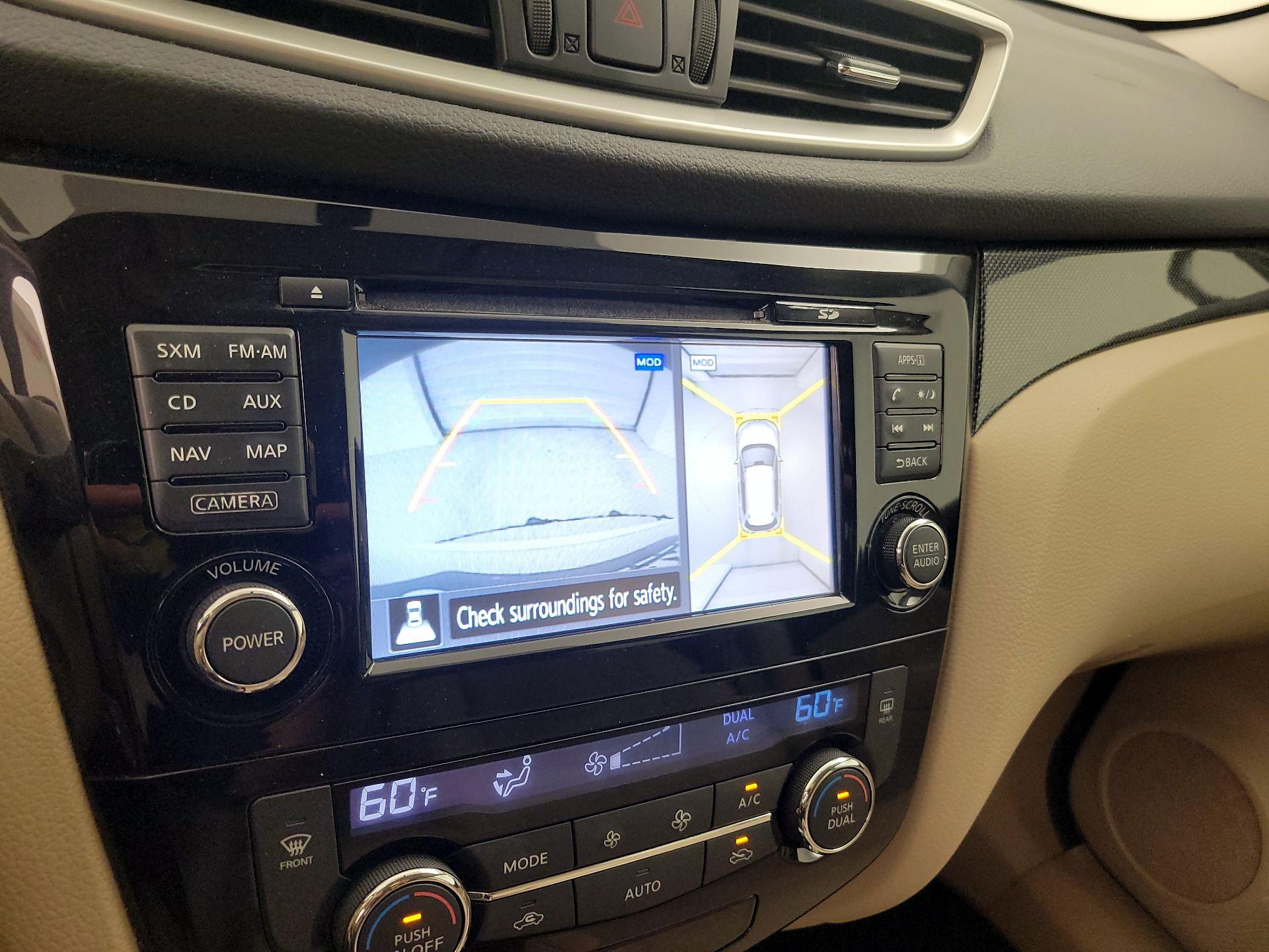 Thumbnail: 2015 Nissan Rogue - 14