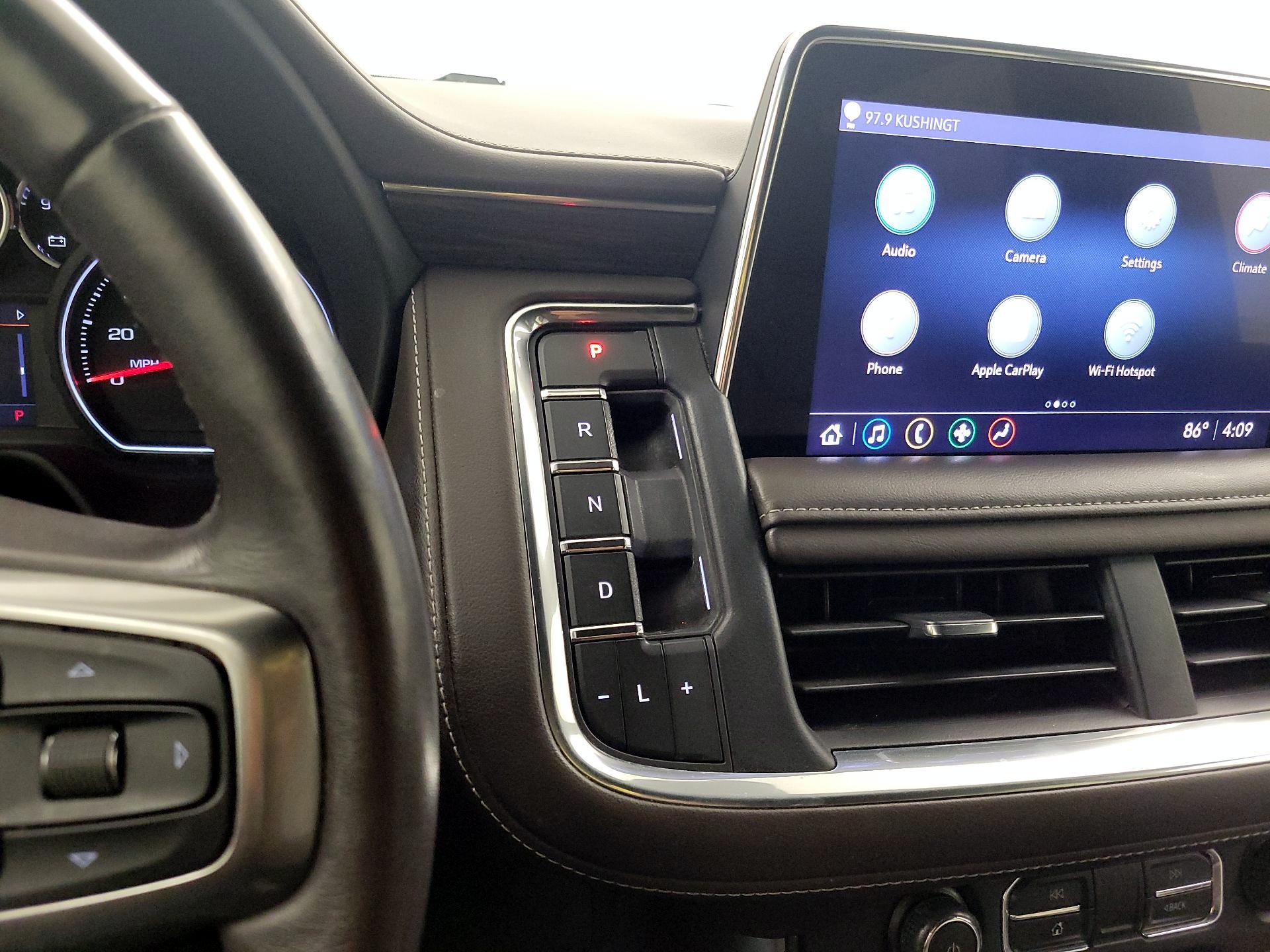 Thumbnail: 2021 Chevrolet Suburban - 17