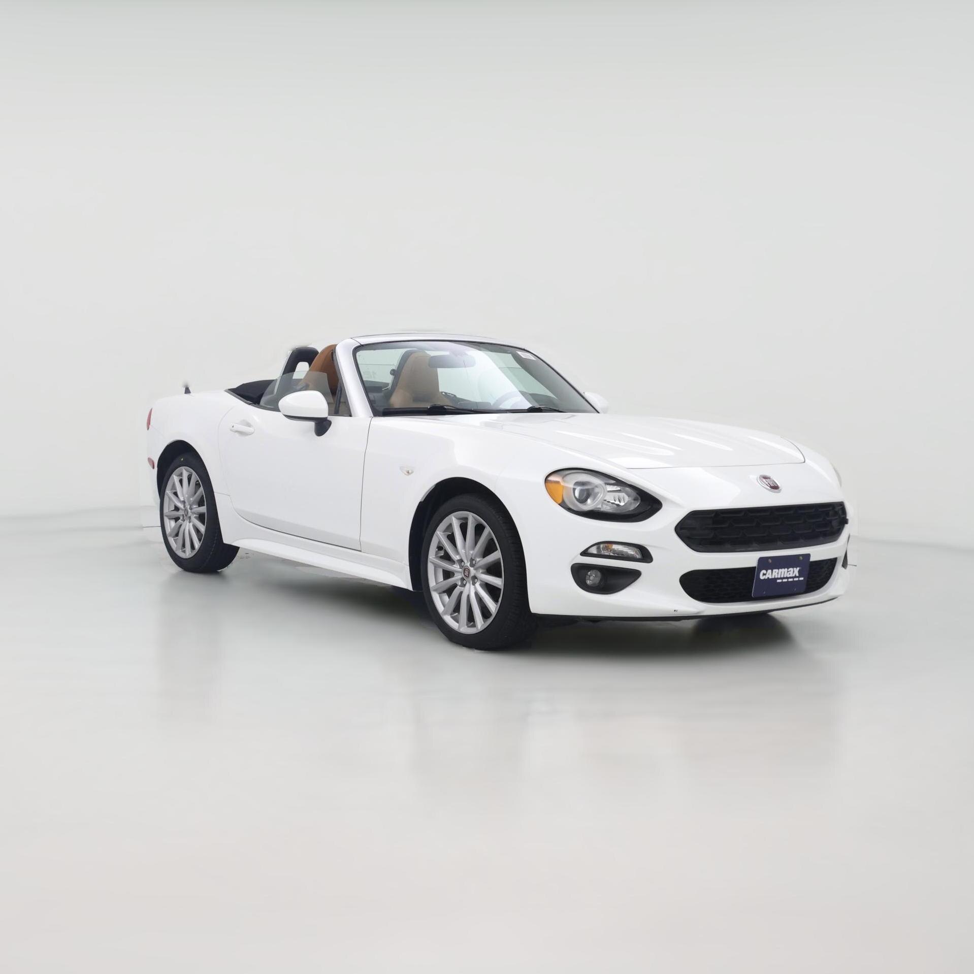 Thumbnail: 2017 Fiat 124 Spider - 1