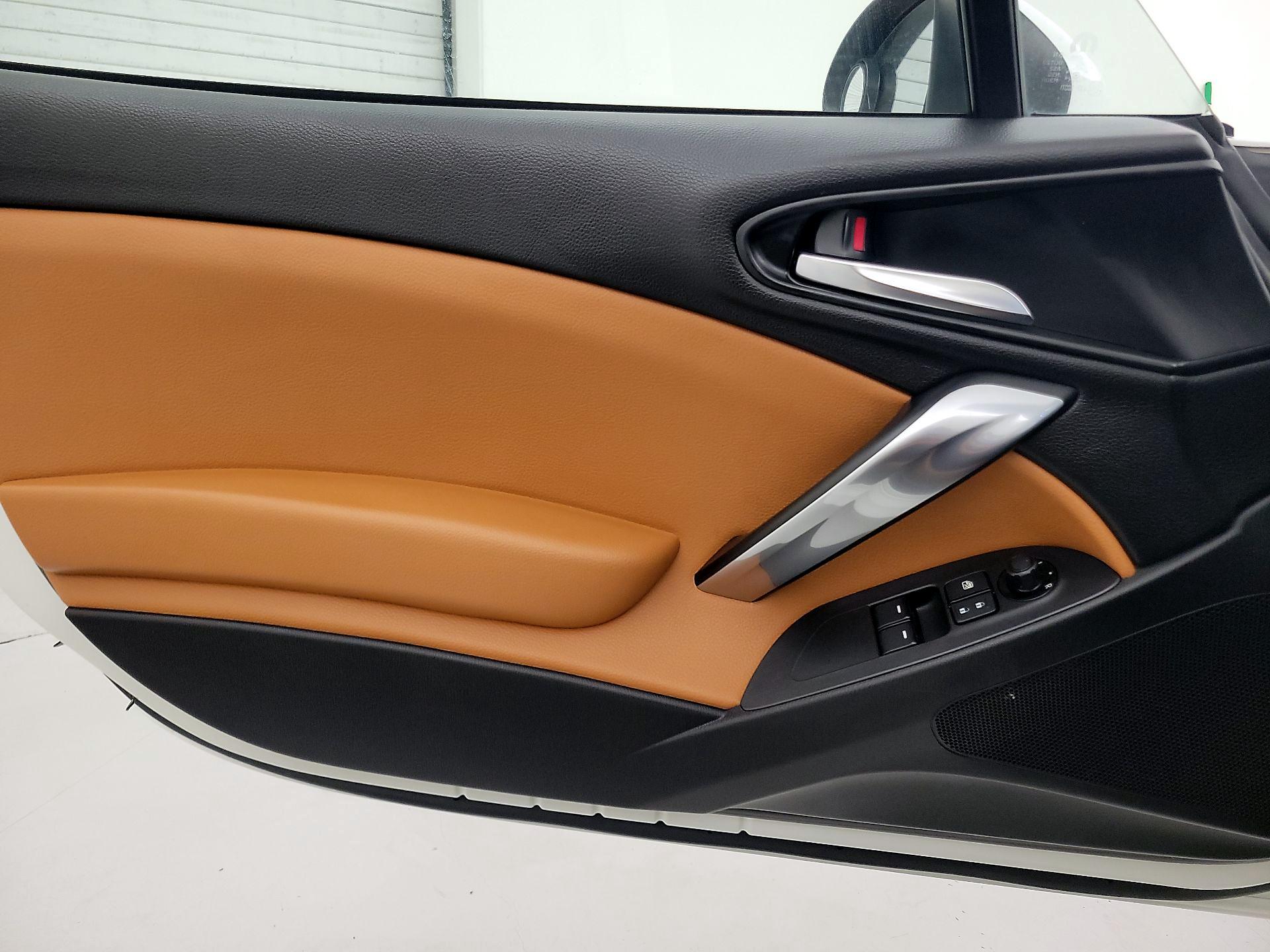 Thumbnail: 2017 Fiat 124 Spider - 12