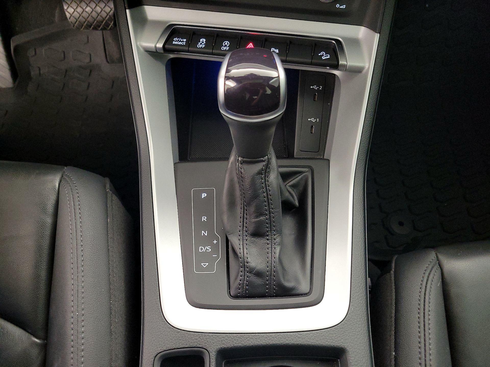 Thumbnail: 2022 Audi Q3 - 18