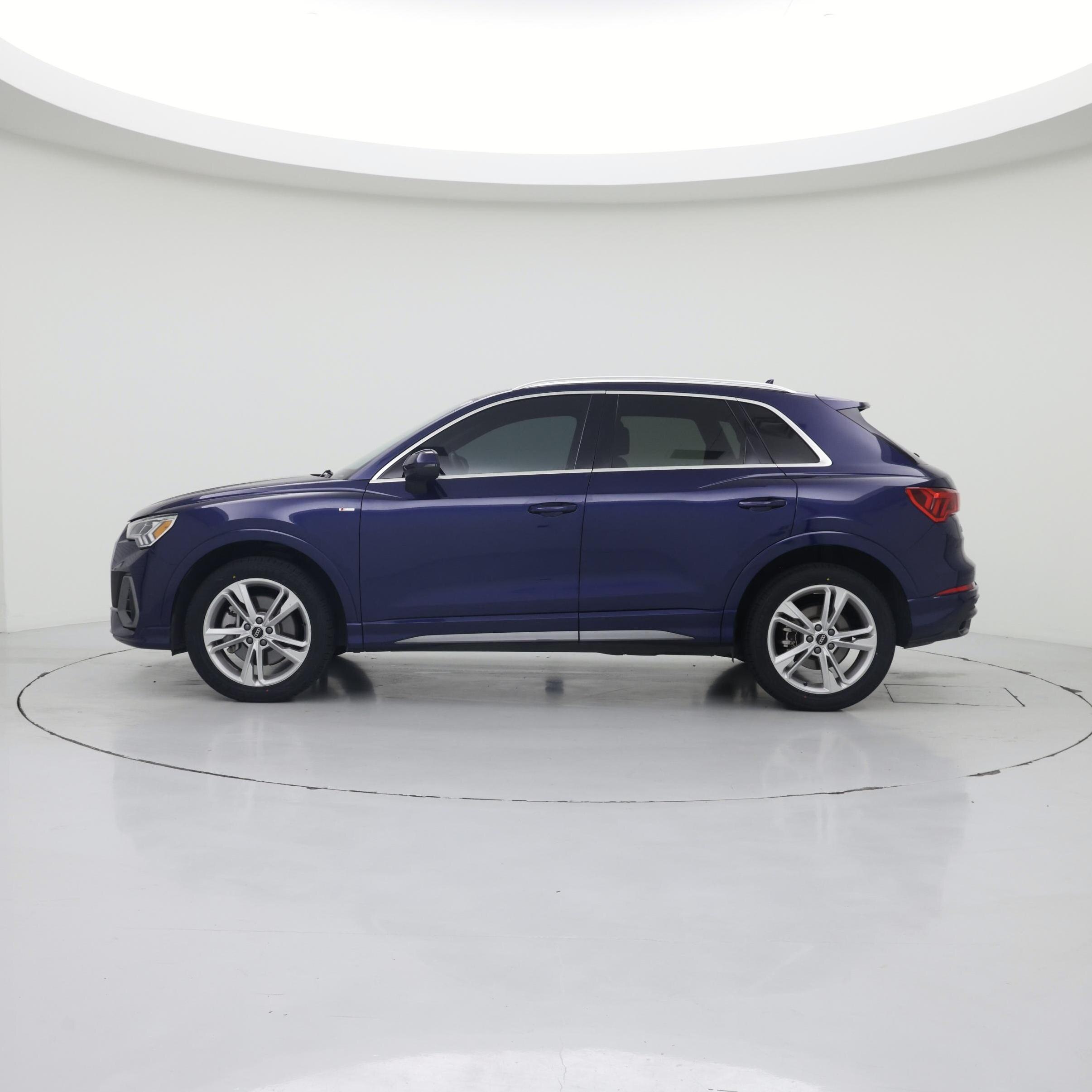 Thumbnail: 2022 Audi Q3 - 3