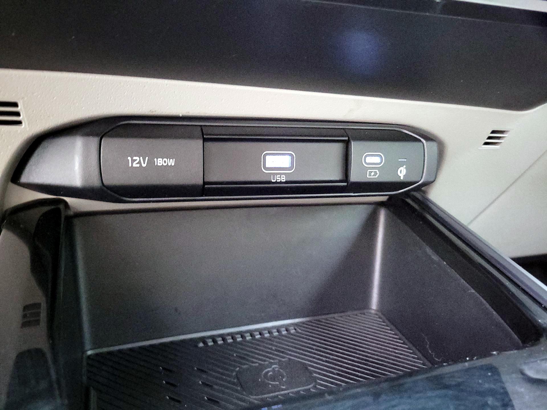 Thumbnail: 2023 Kia Niro - 19