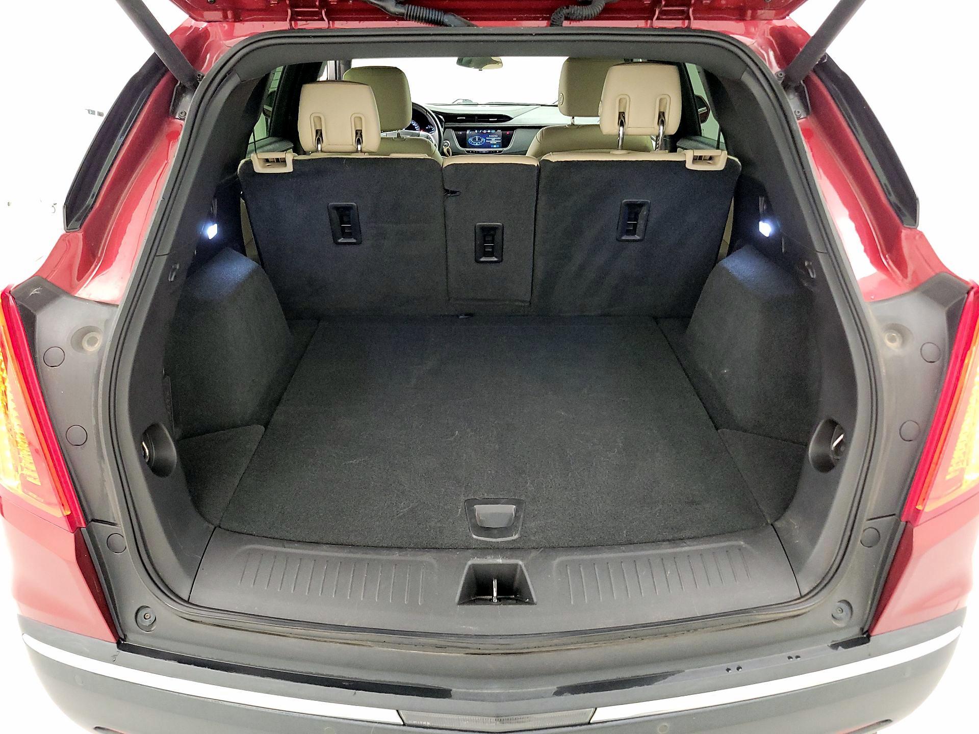 Thumbnail: 2019 Cadillac XT5 - 20