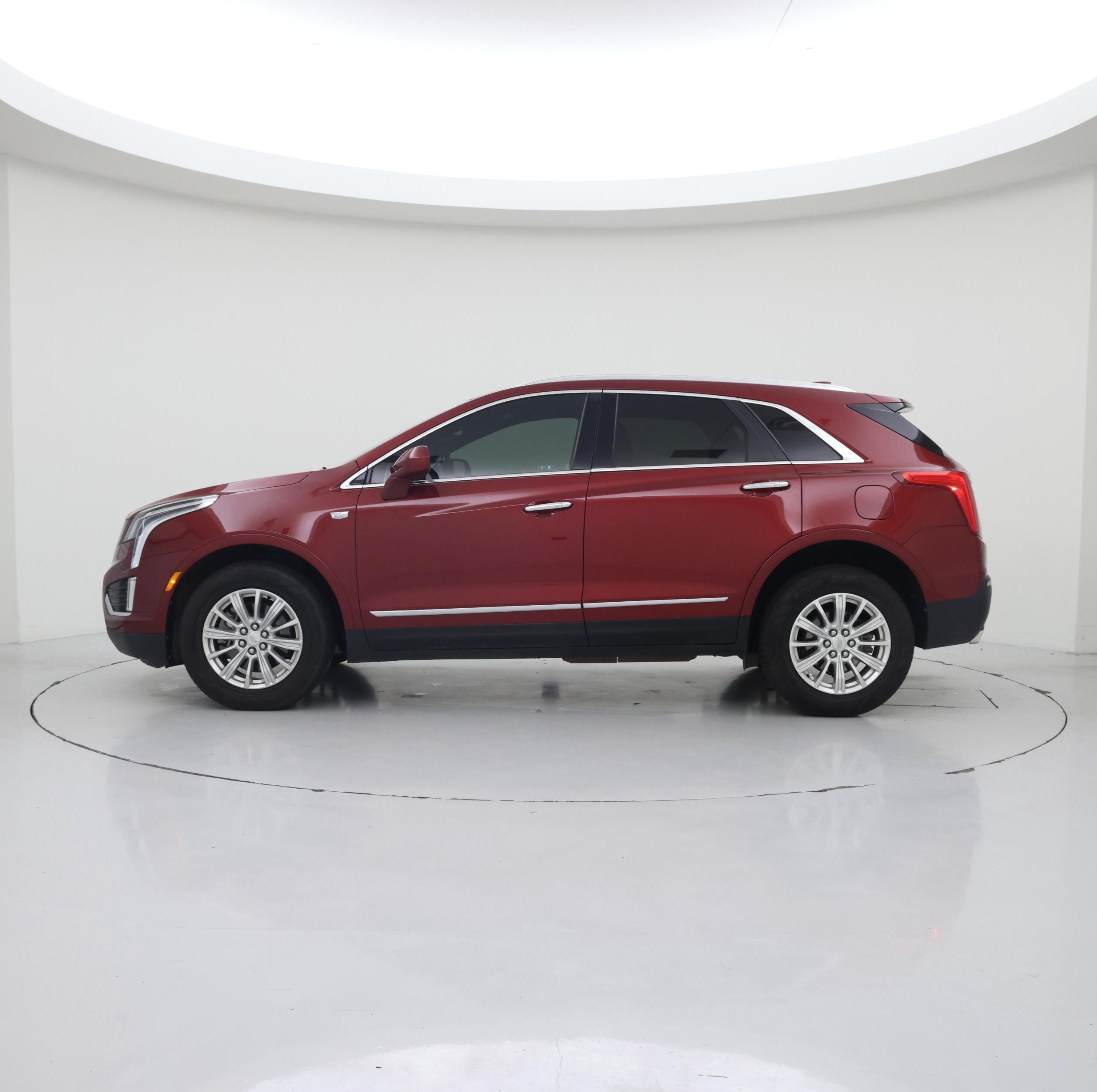 Thumbnail: 2019 Cadillac XT5 - 3