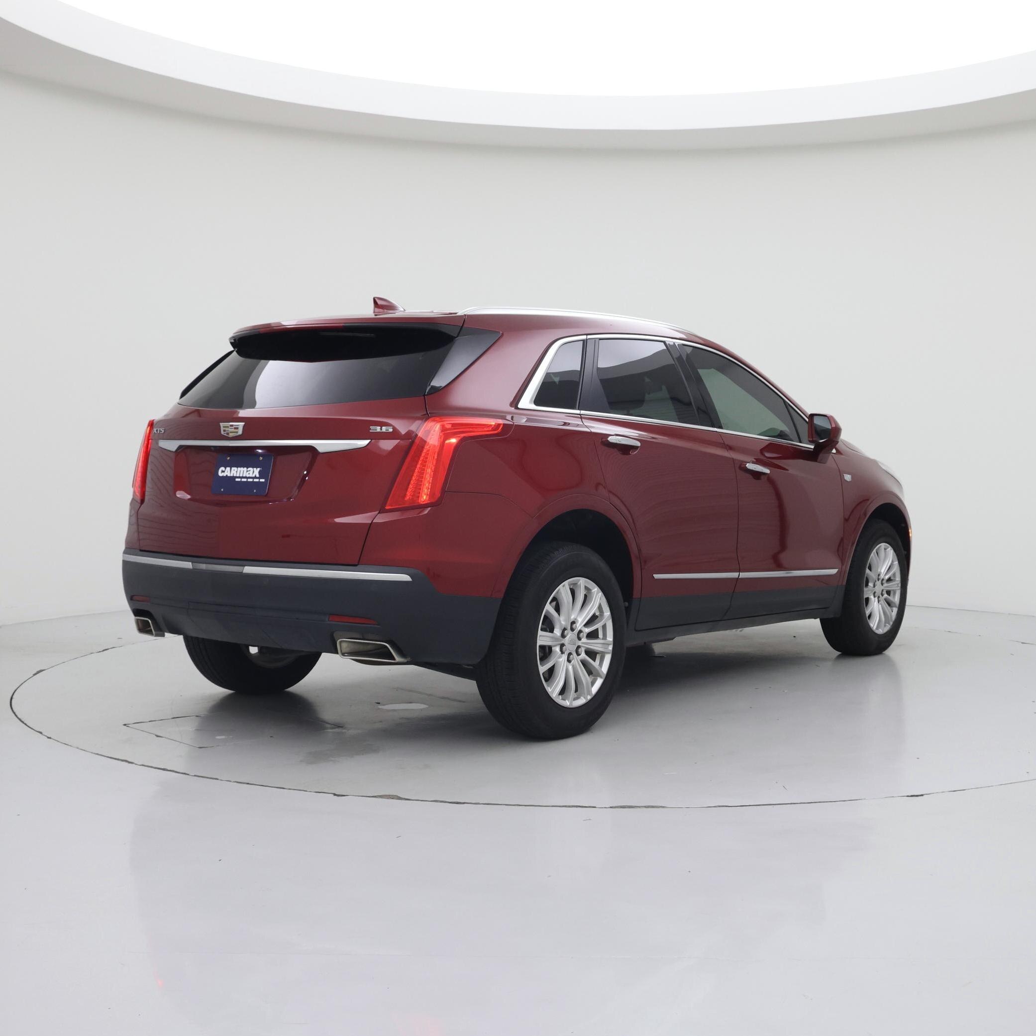 Thumbnail: 2019 Cadillac XT5 - 8