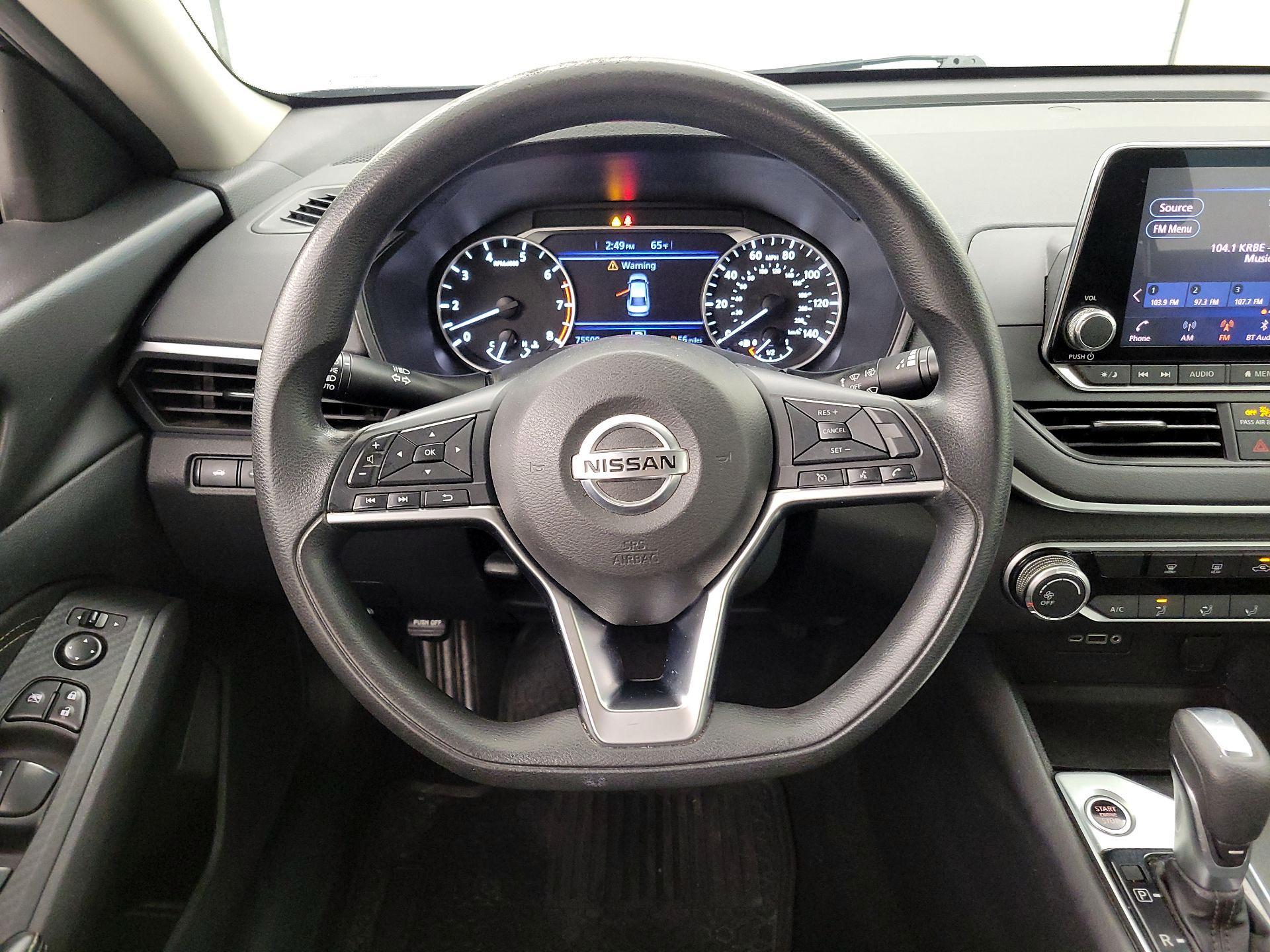Thumbnail: 2019 Nissan Altima - 10