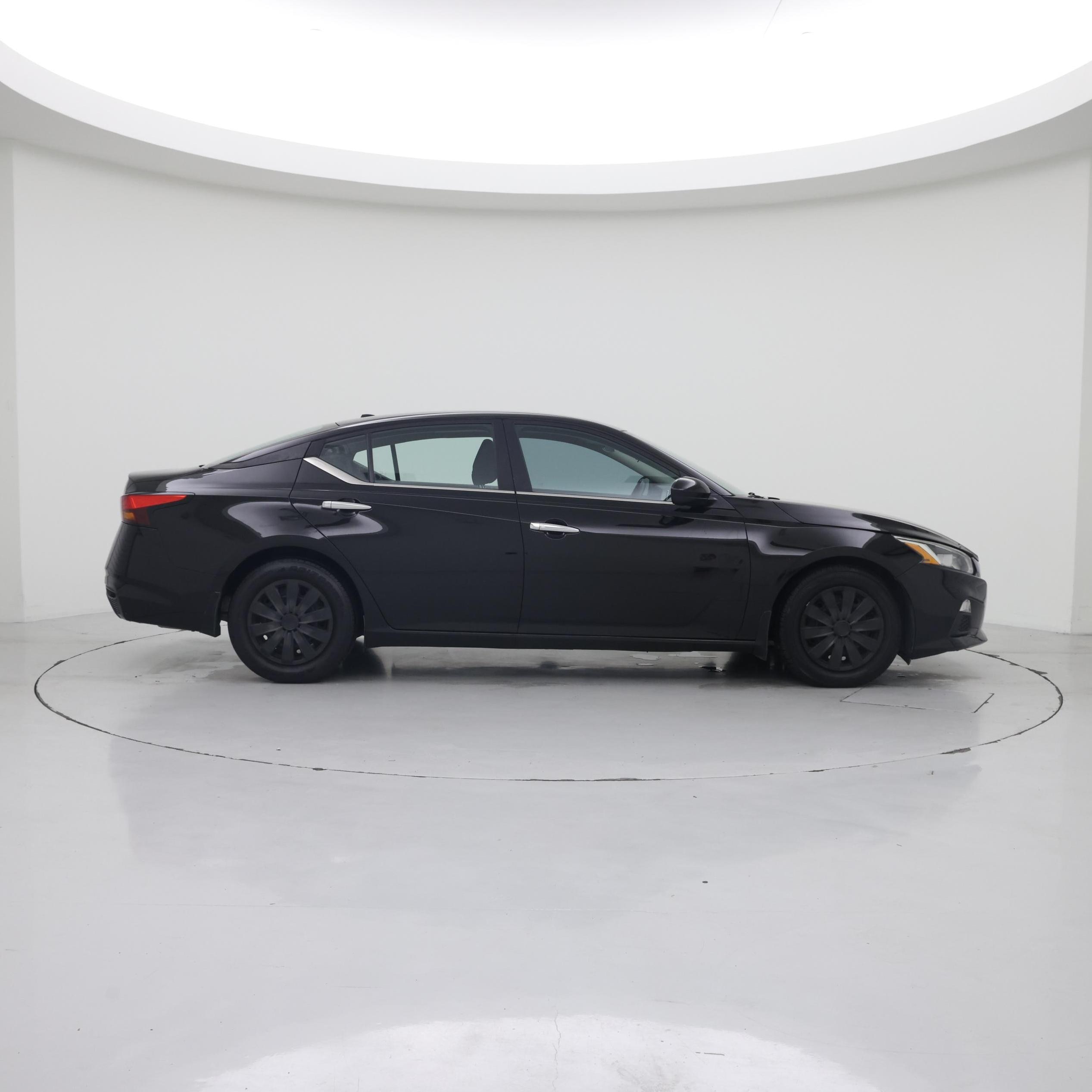 Thumbnail: 2019 Nissan Altima - 7