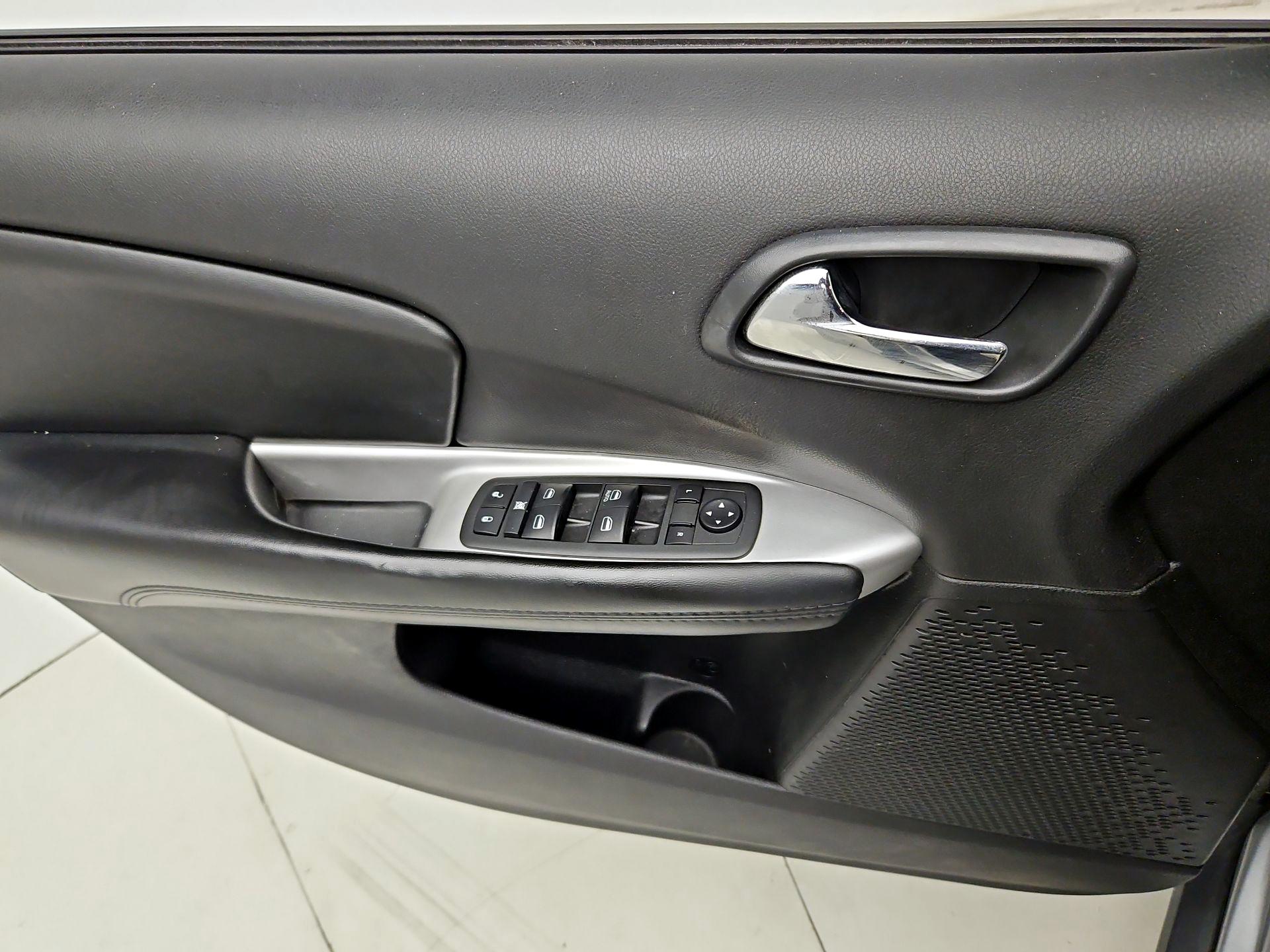 Thumbnail: 2019 Dodge Journey - 12