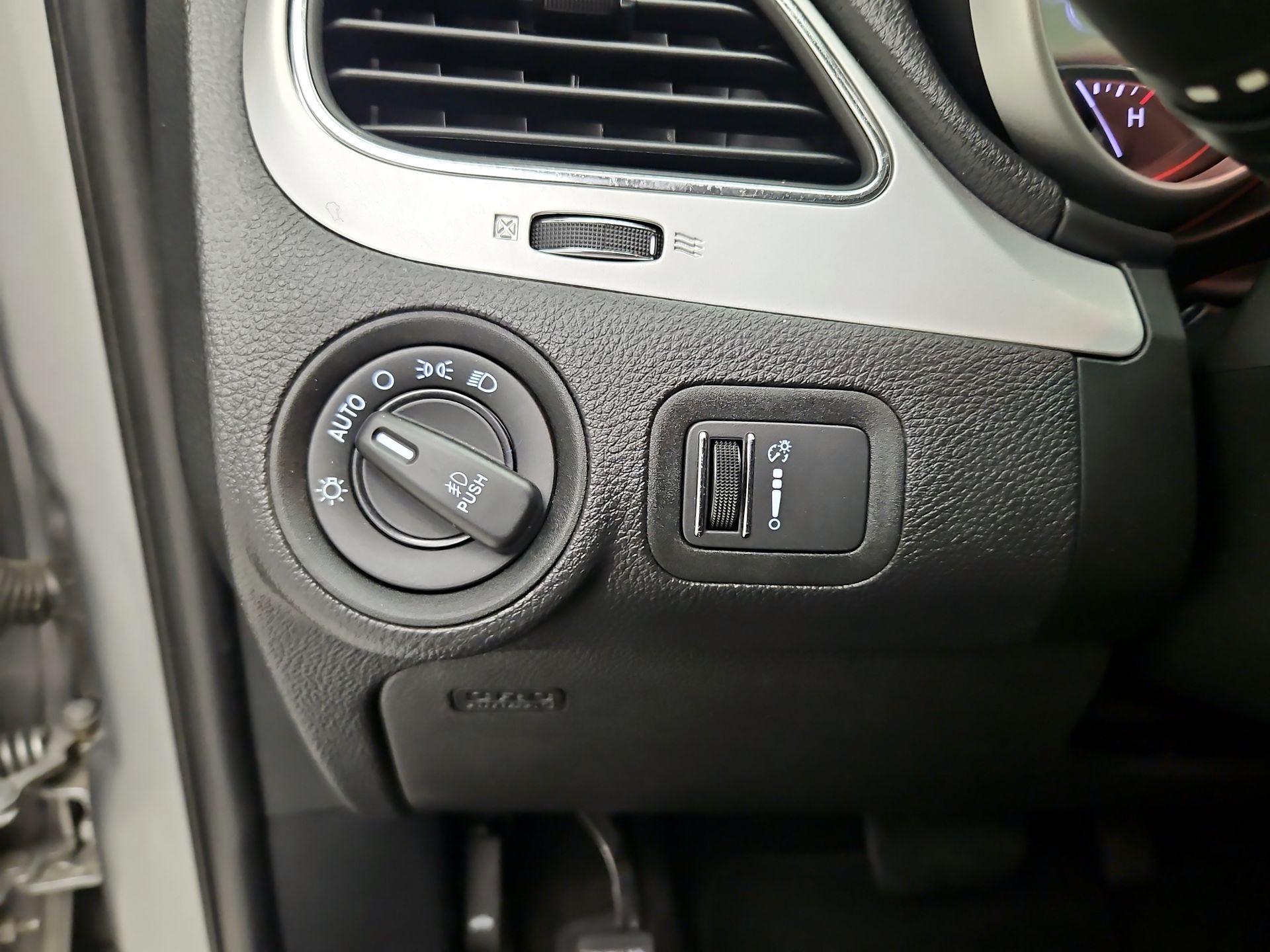 Thumbnail: 2019 Dodge Journey - 13