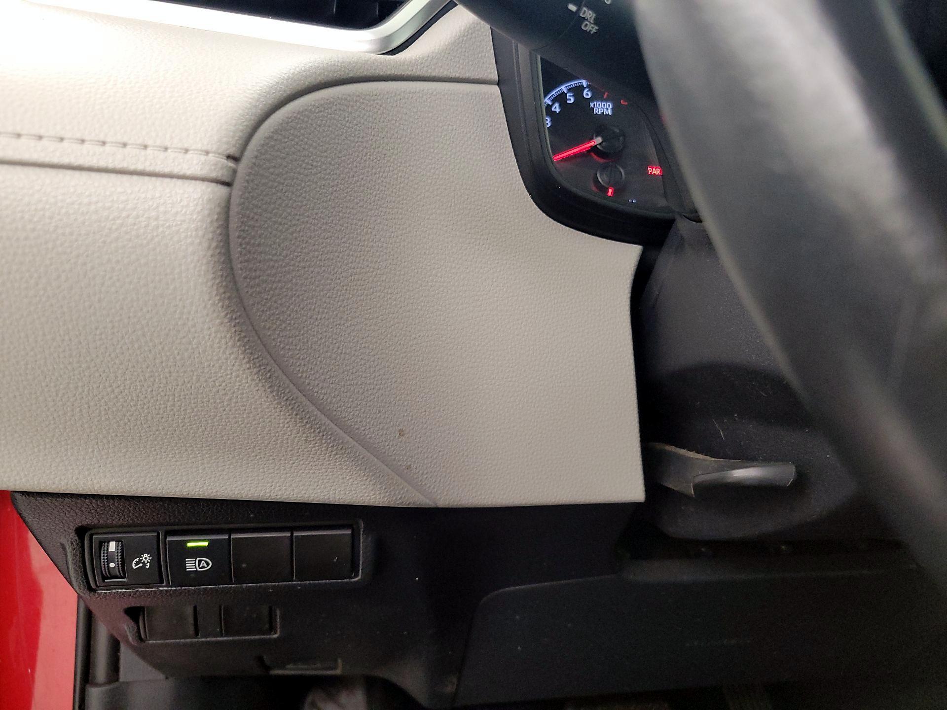 Thumbnail: 2022 Toyota Corolla Cross - 13