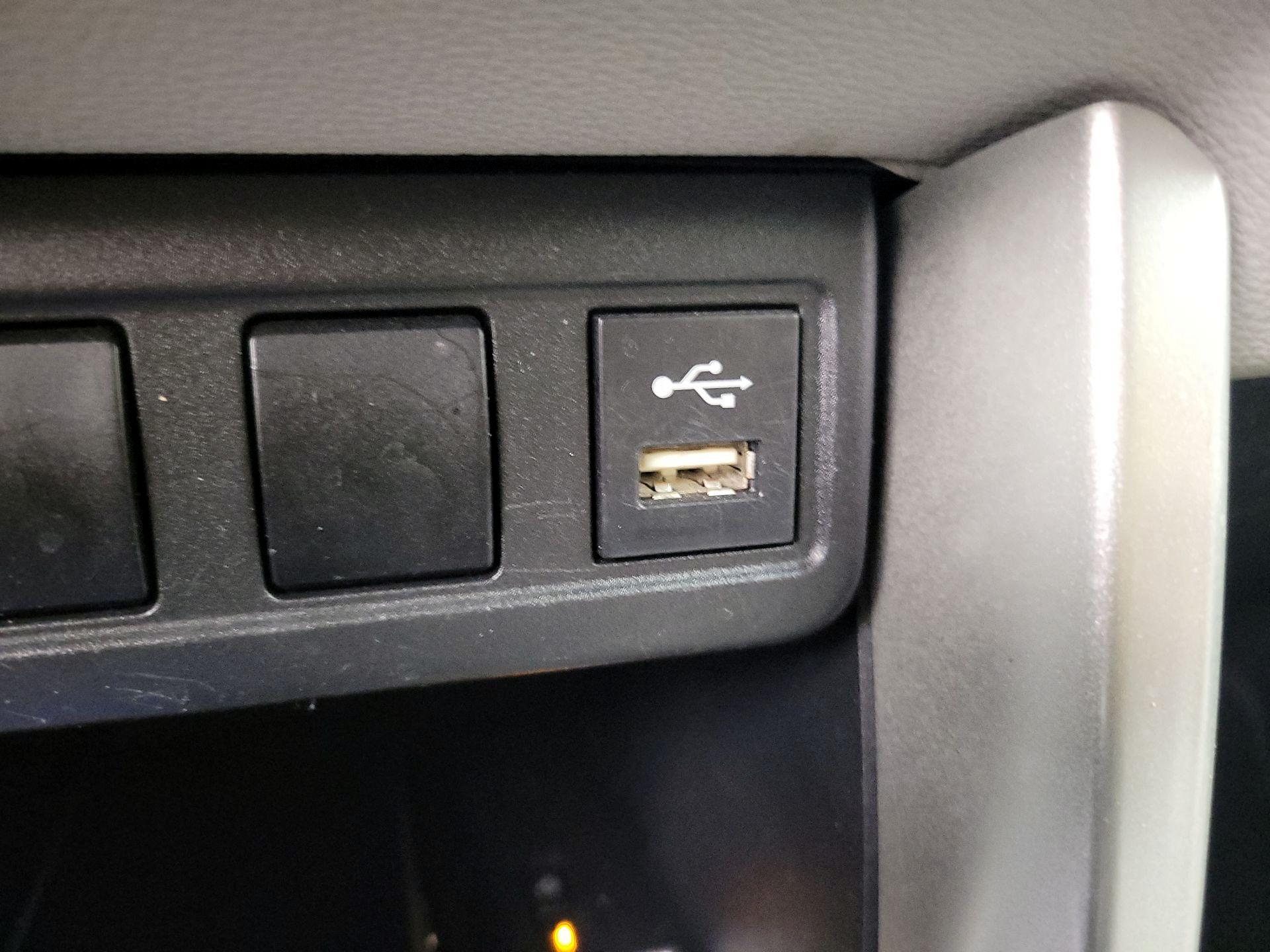 Thumbnail: 2022 Toyota Corolla Cross - 18