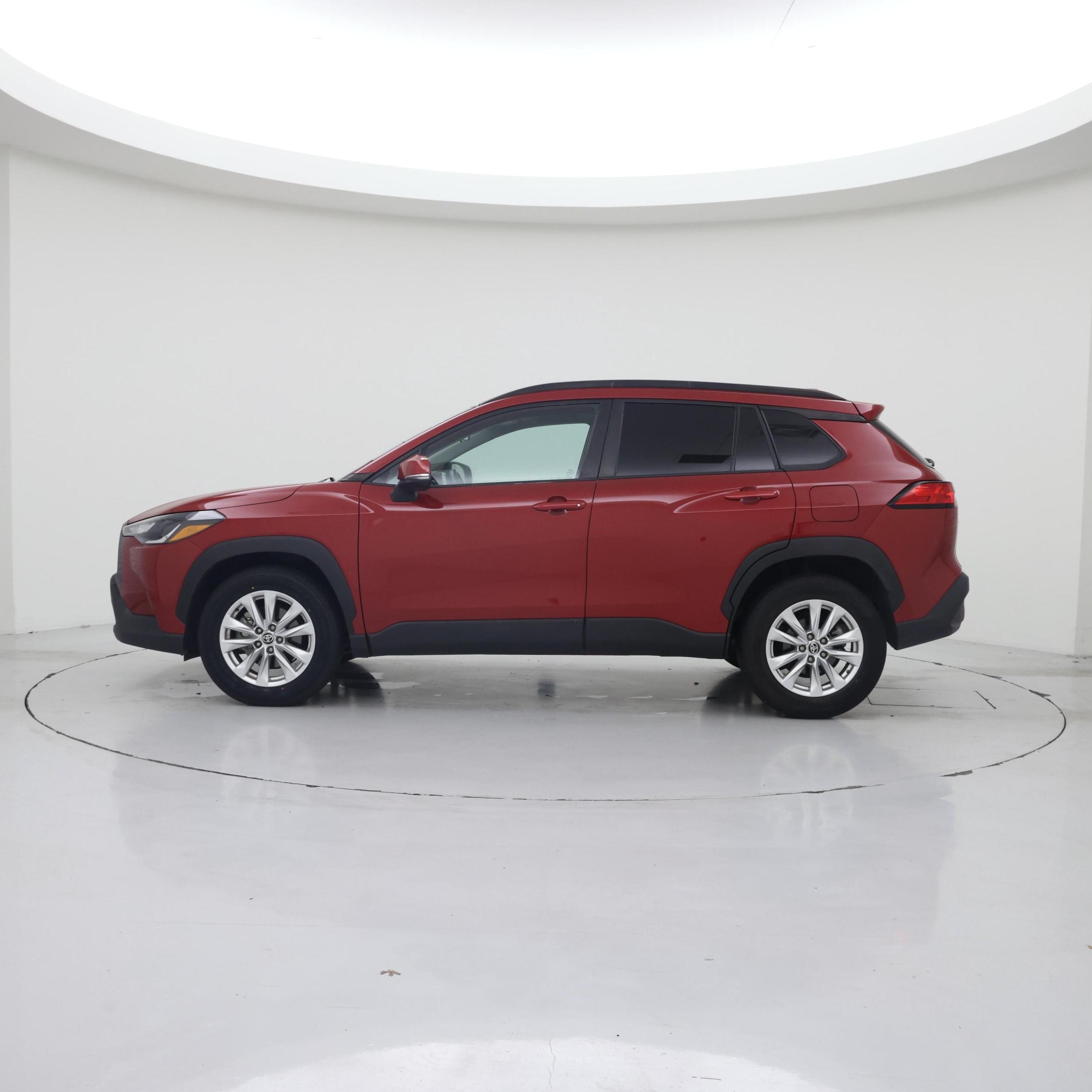 Thumbnail: 2022 Toyota Corolla Cross - 3