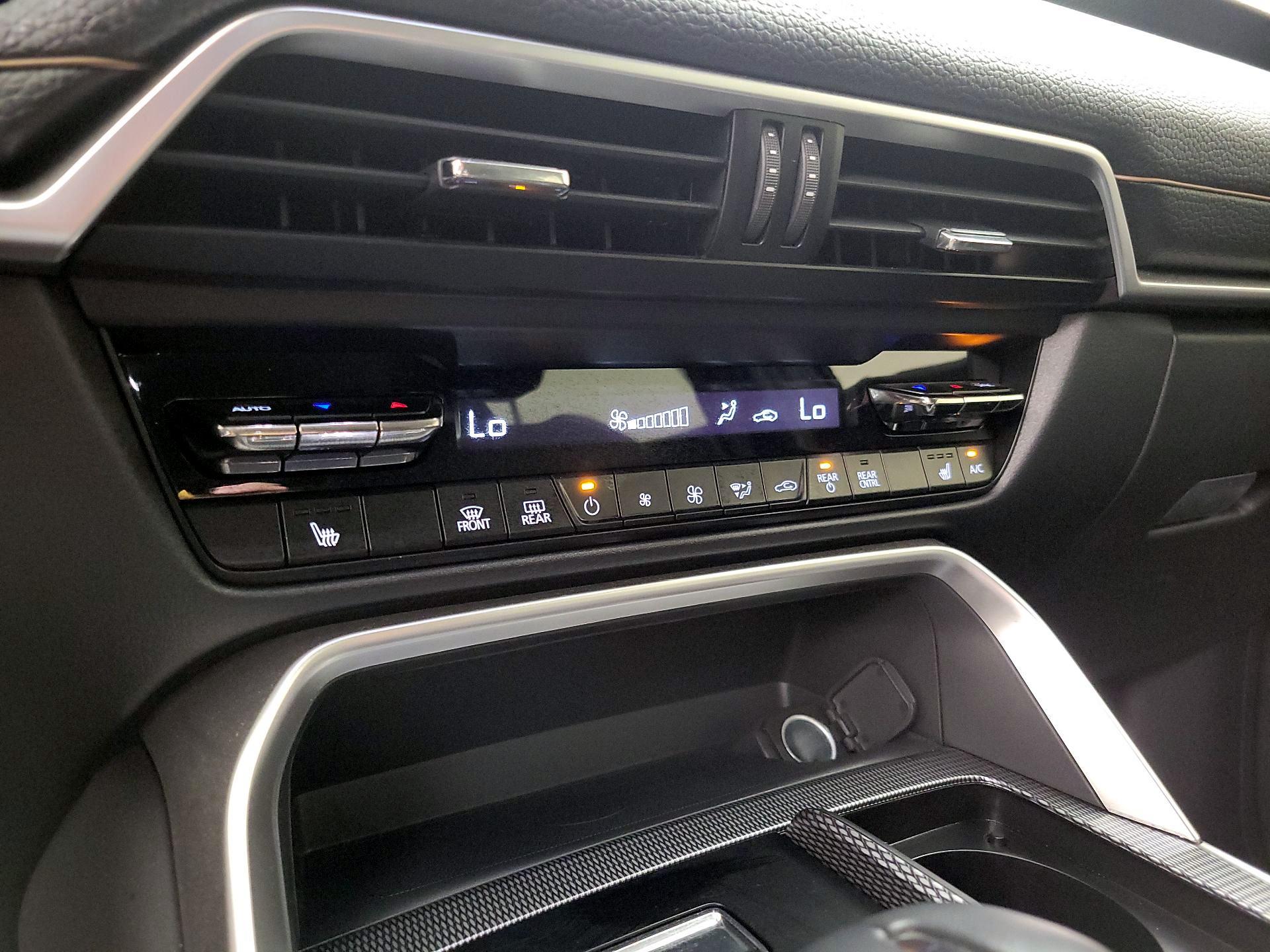 Thumbnail: 2024 Mazda CX-90 - 16