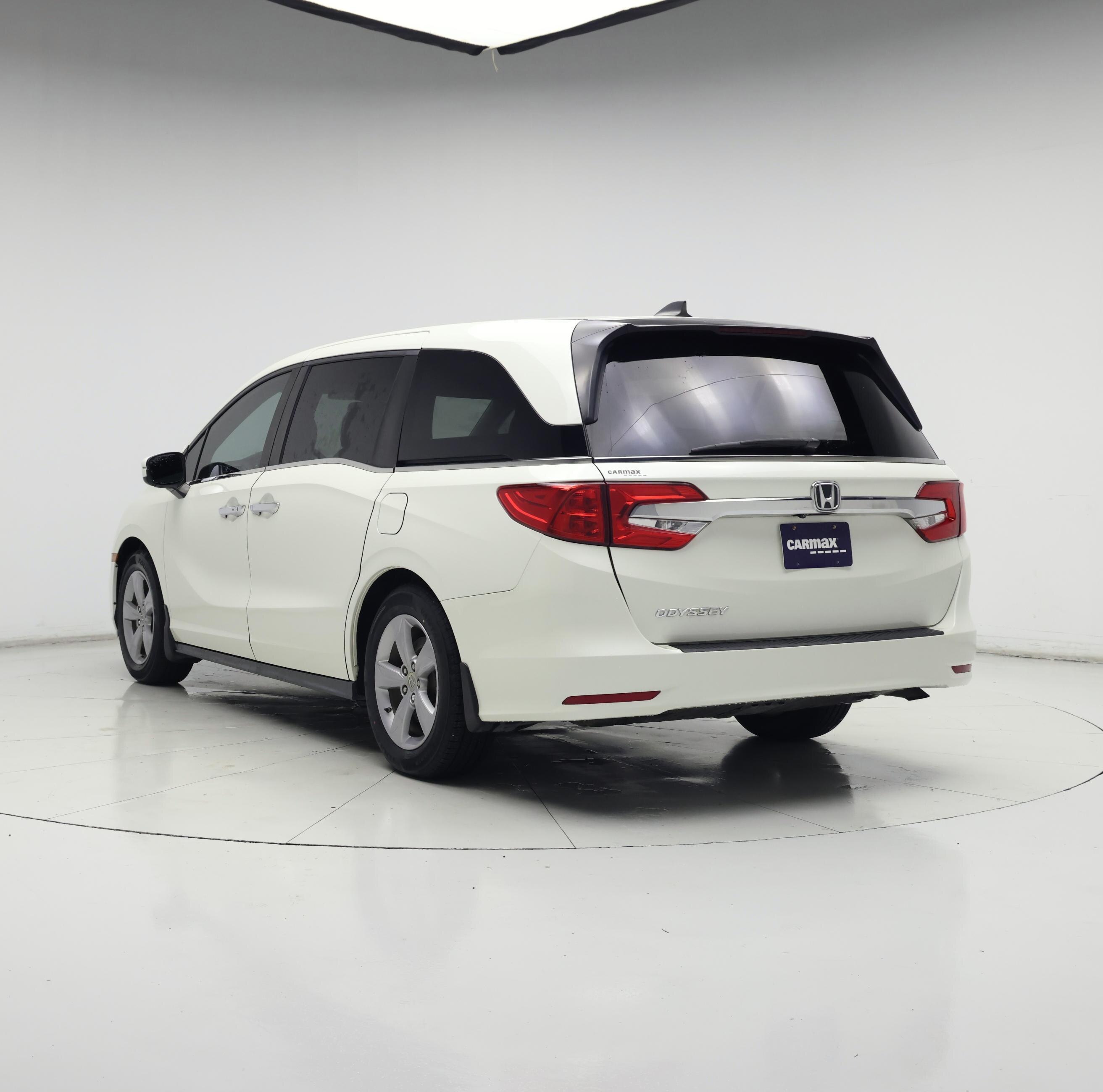 Thumbnail: 2019 Honda Odyssey - 2