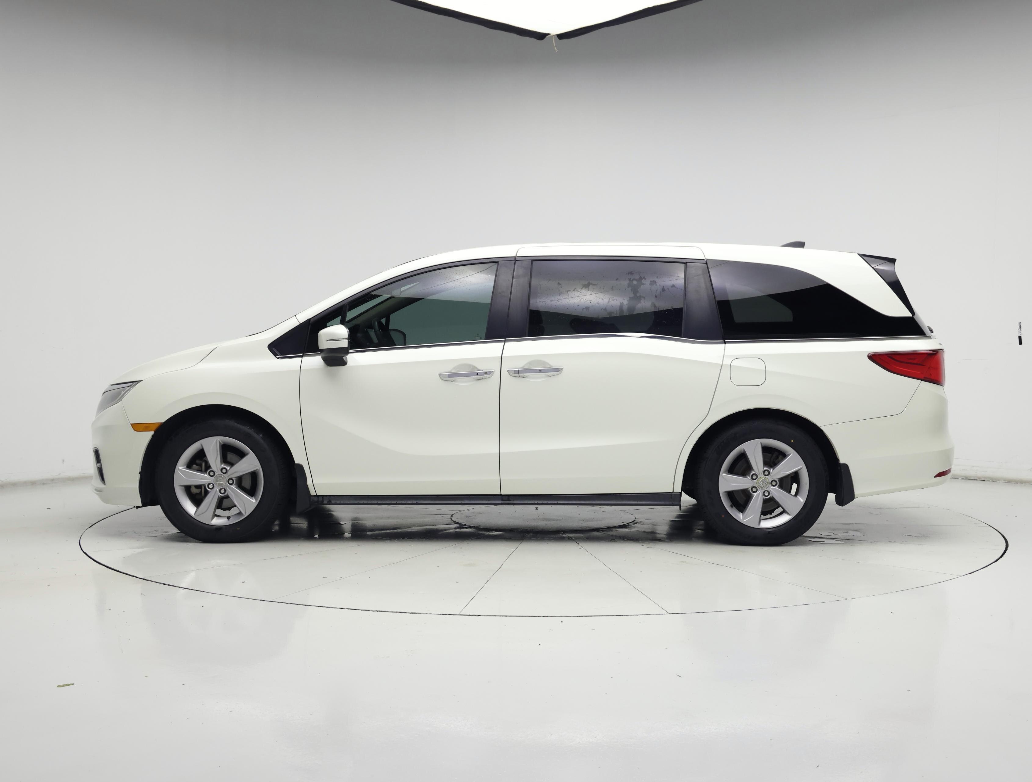 Thumbnail: 2019 Honda Odyssey - 3