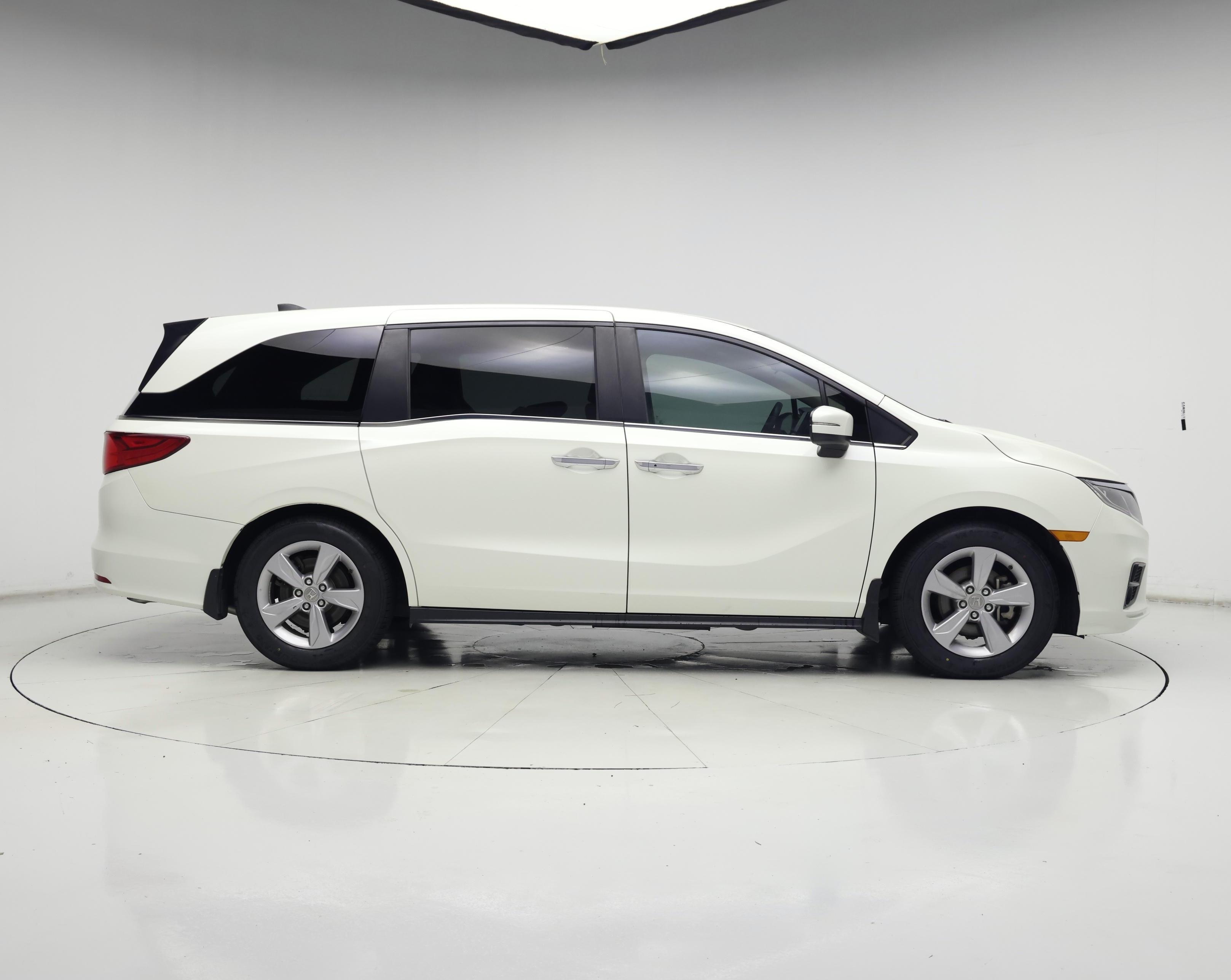 Thumbnail: 2019 Honda Odyssey - 7