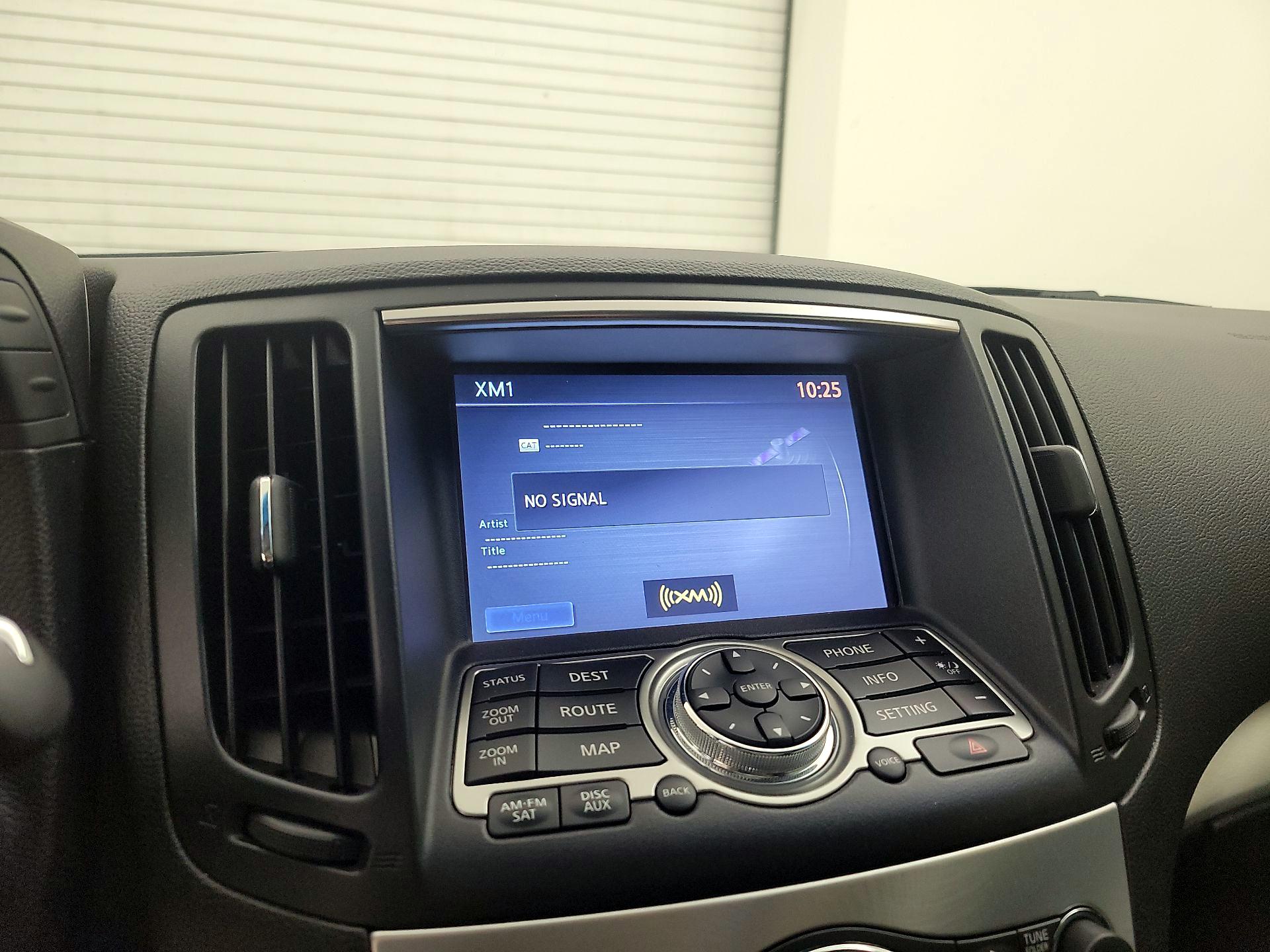 Thumbnail: 2015 INFINITI Q60 - 16