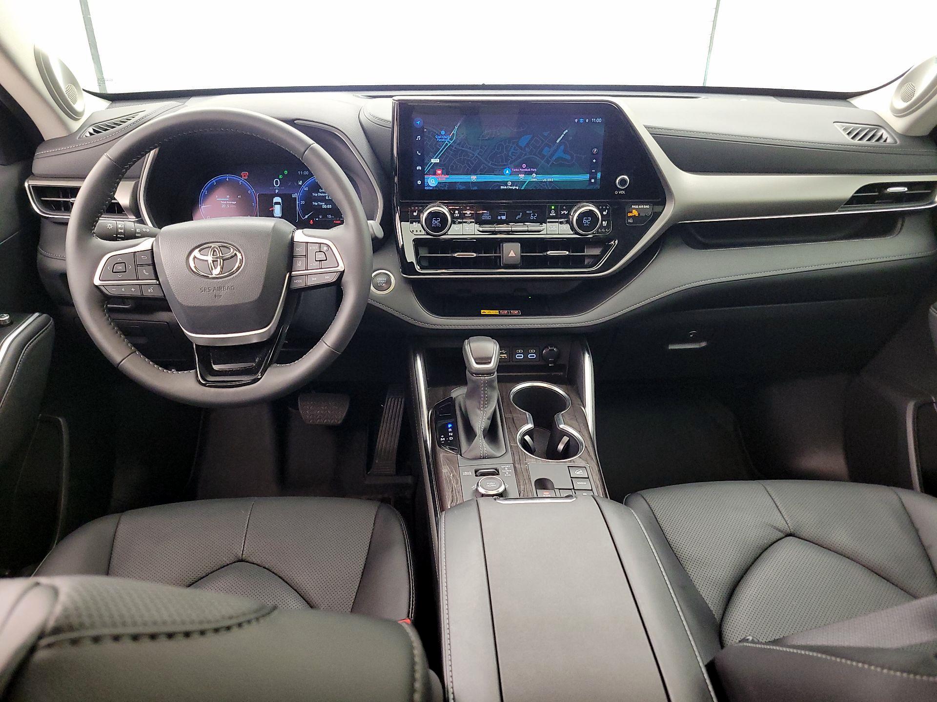 Thumbnail: 2026 Toyota Highlander - 9