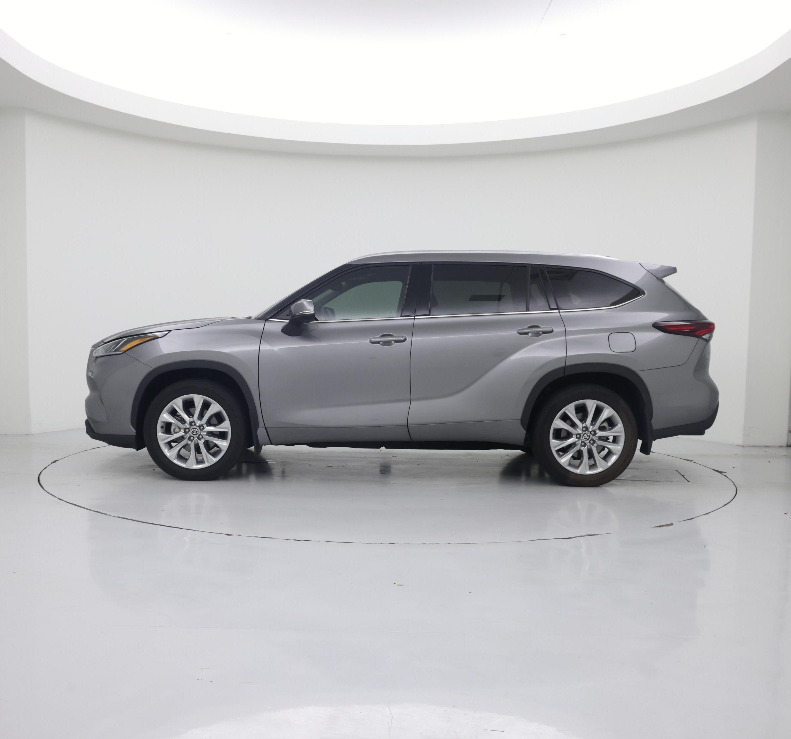 Thumbnail: 2026 Toyota Highlander - 3