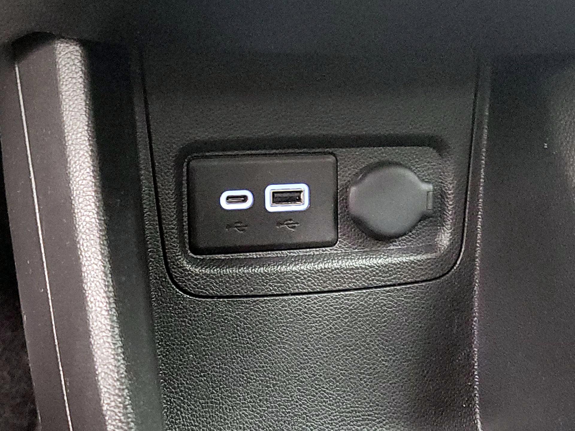 Thumbnail: 2022 Chevrolet Spark - 18