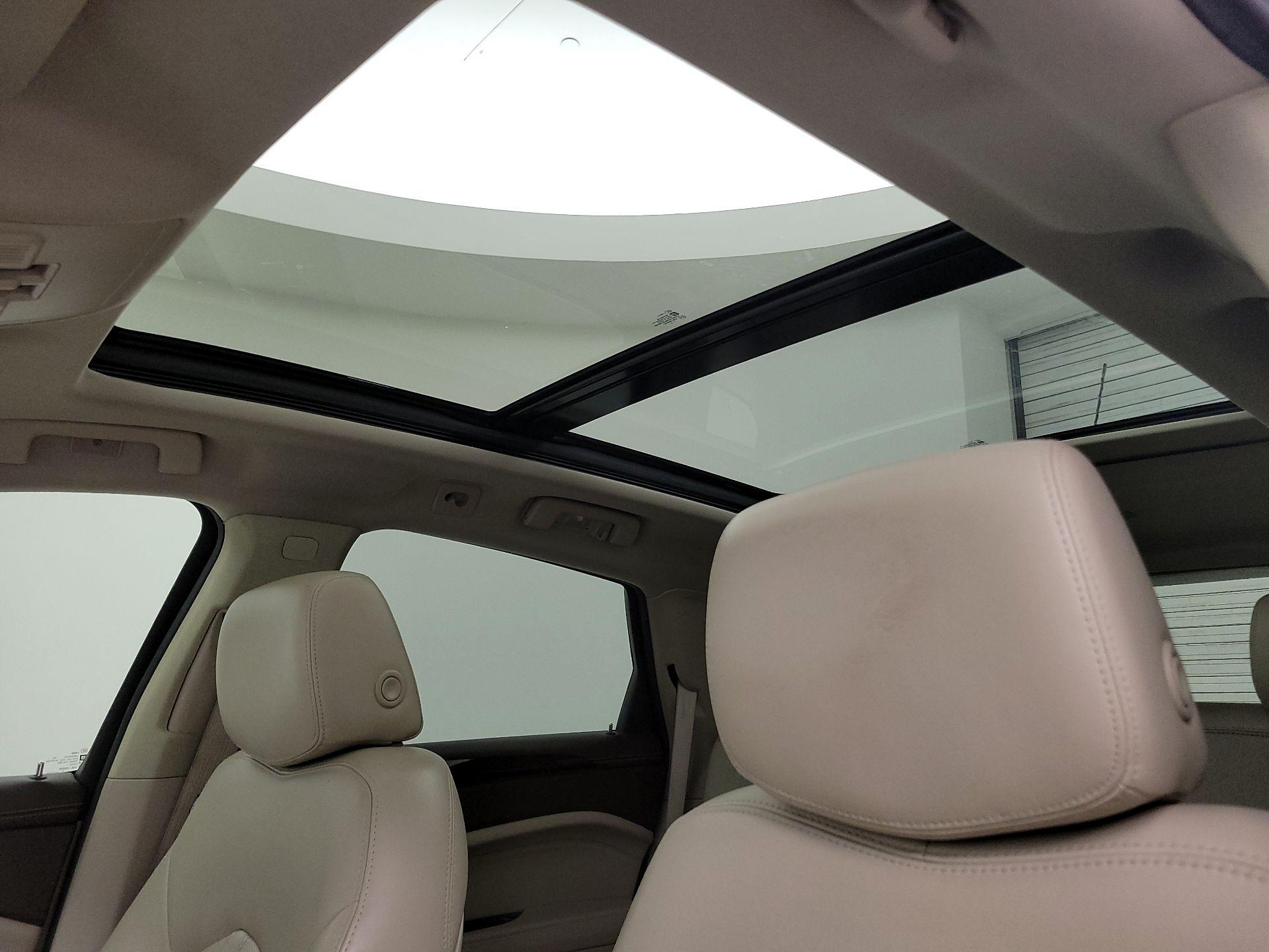 Thumbnail: 2016 Cadillac SRX - 19