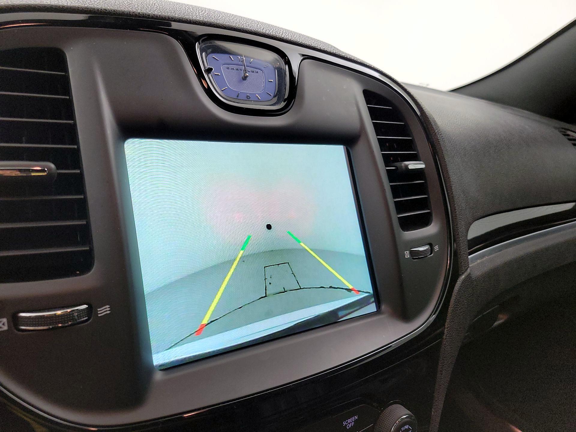 Thumbnail: 2023 Chrysler 300 - 15