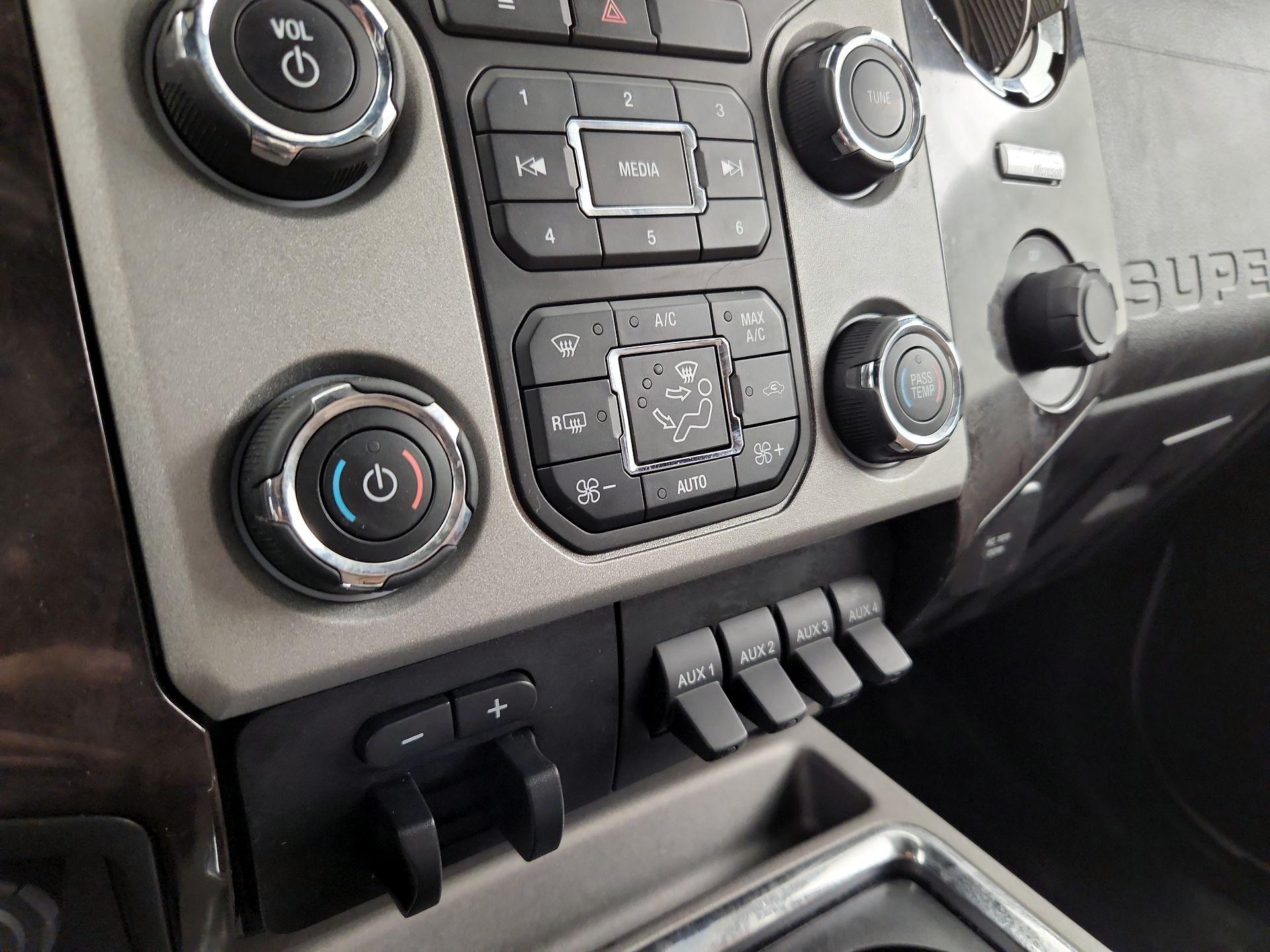 Thumbnail: 2015 Ford F-250 - 16