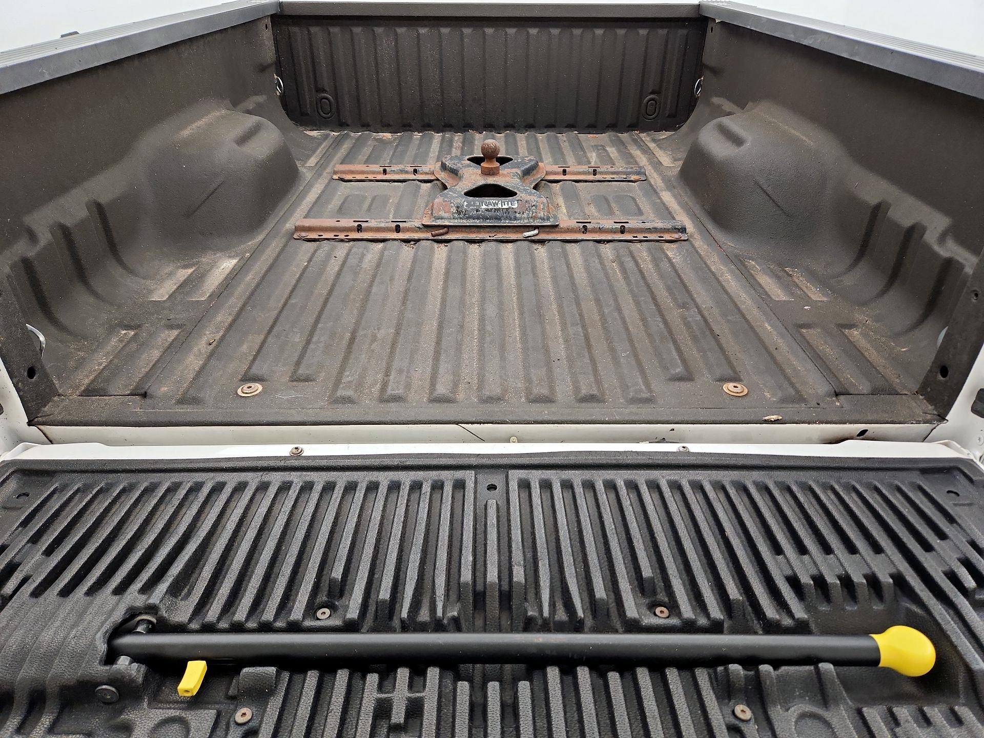 Thumbnail: 2015 Ford F-250 - 20