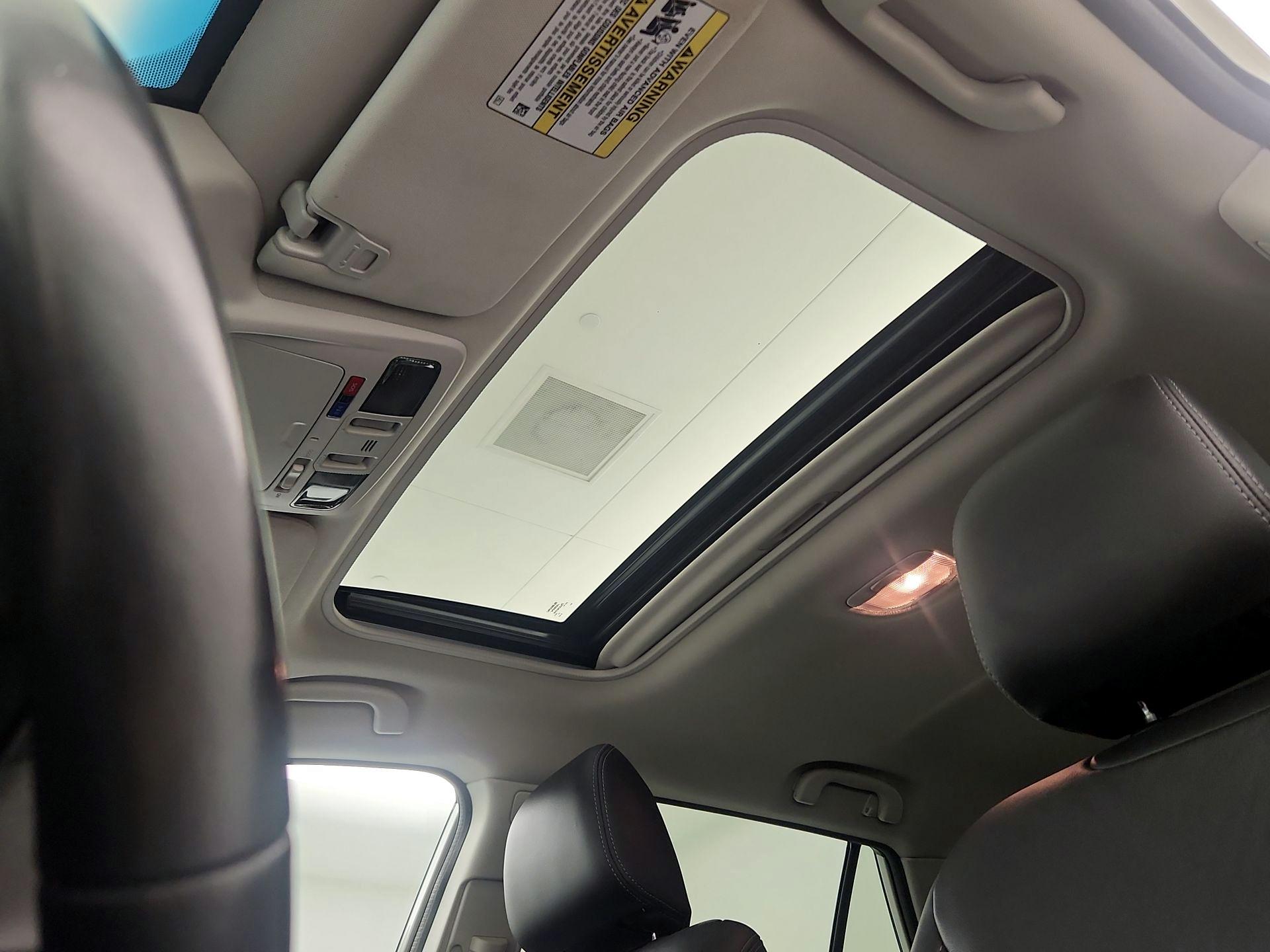 Thumbnail: 2016 Subaru Outback - 20