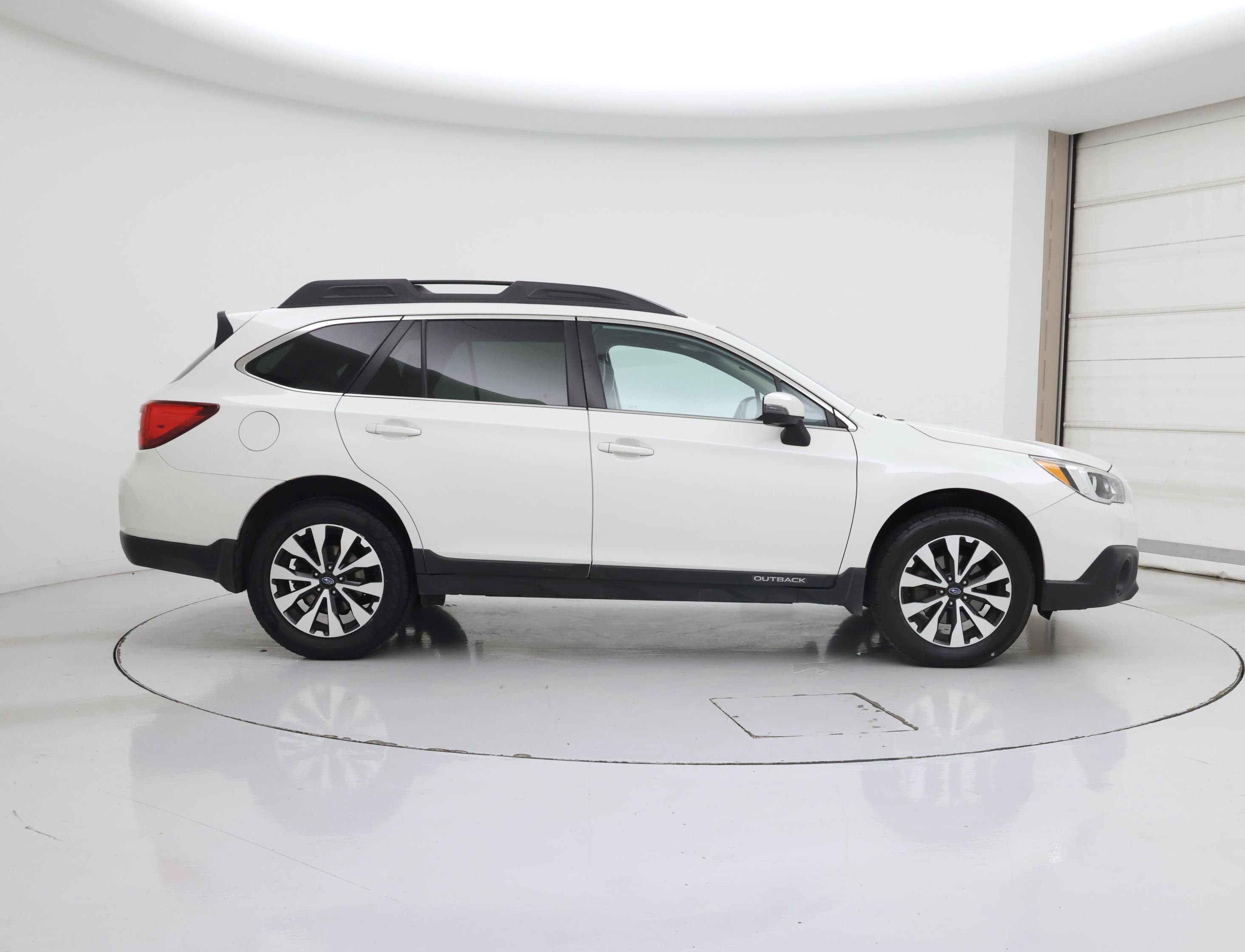 Thumbnail: 2016 Subaru Outback - 7