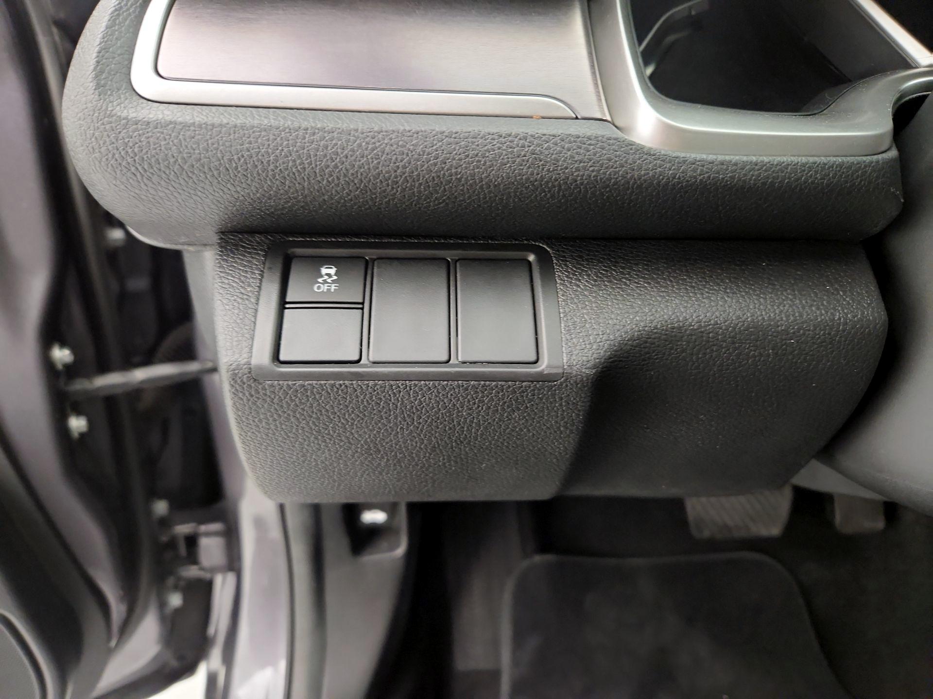 Thumbnail: 2016 Honda Civic - 13
