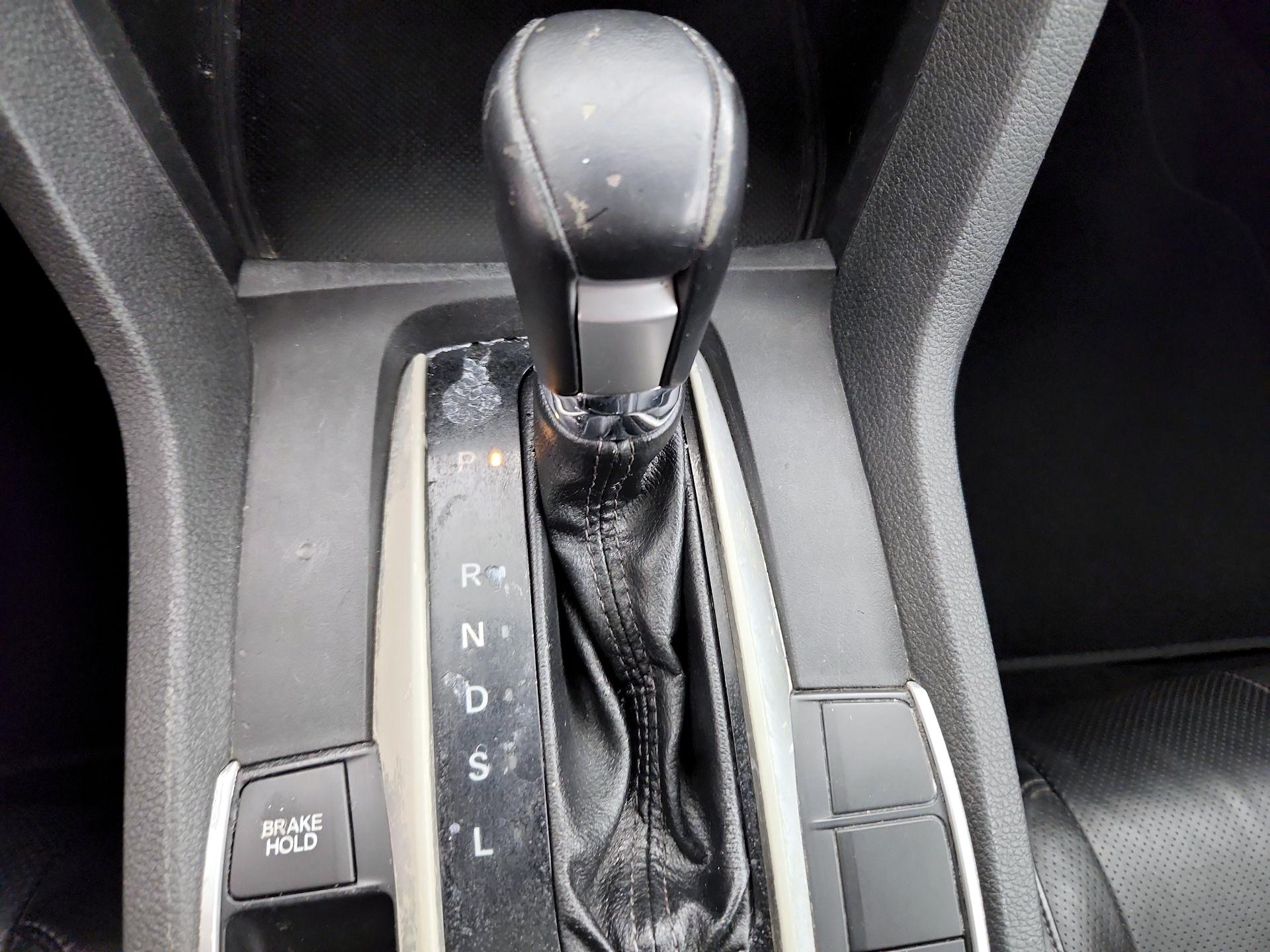 Thumbnail: 2016 Honda Civic - 17