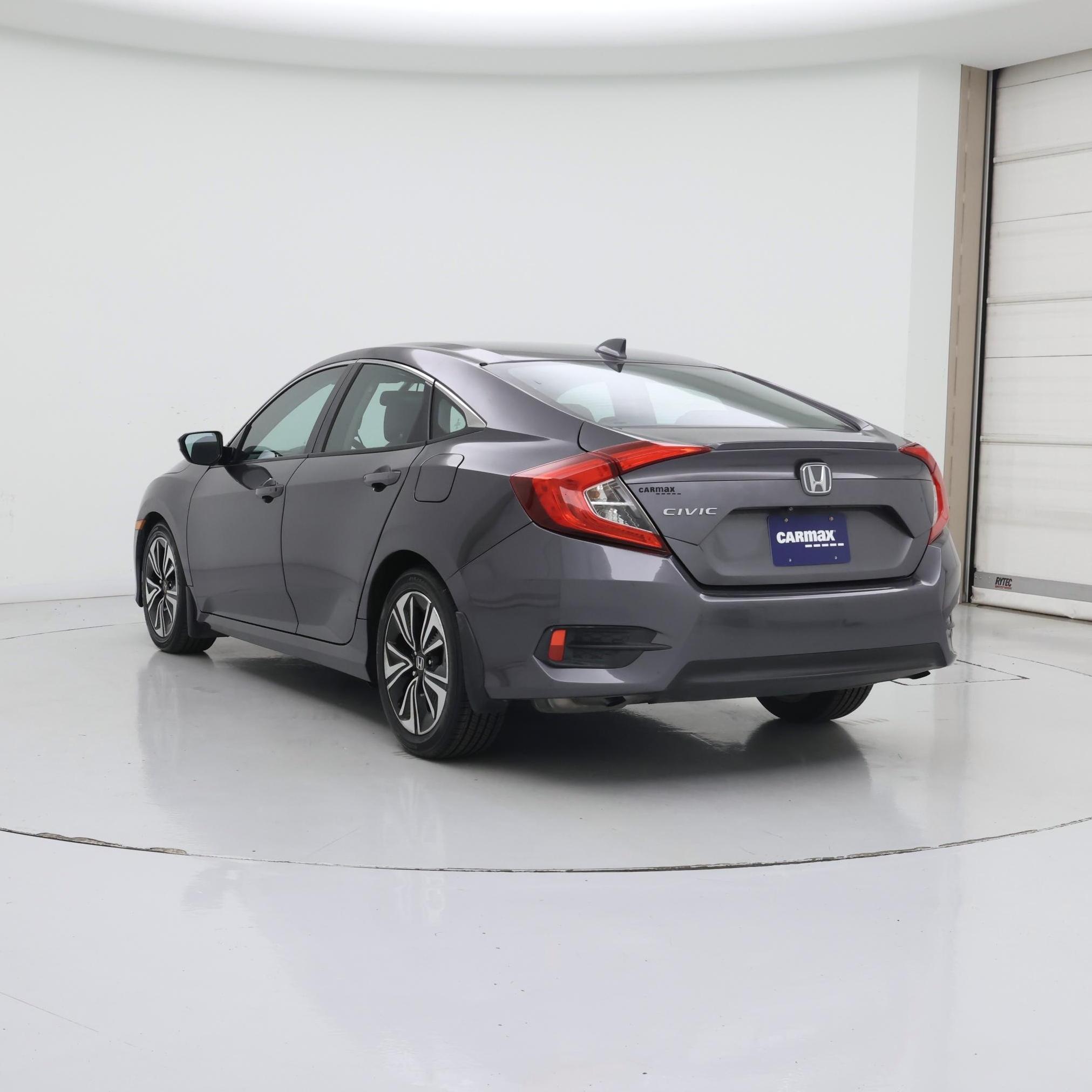 Thumbnail: 2016 Honda Civic - 2
